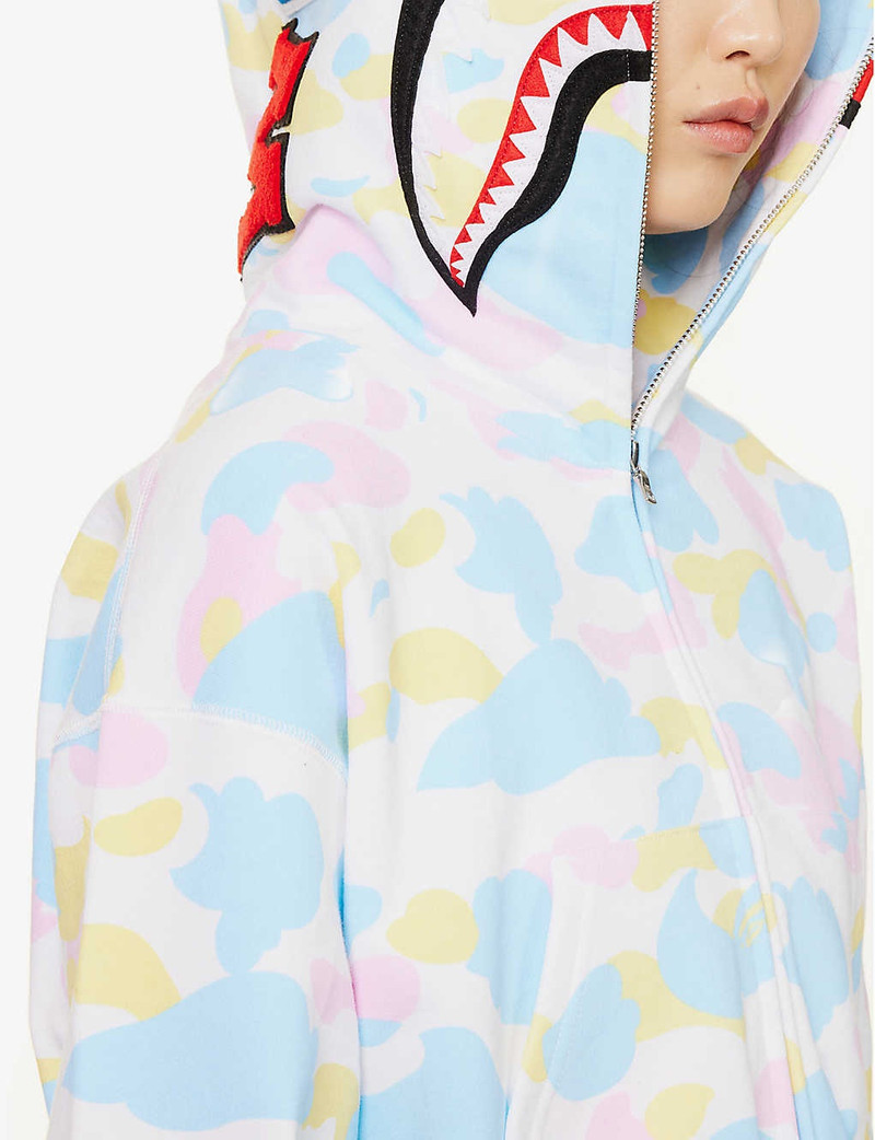 Camouflage-print brand-appliqué cropped boxy-fit cotton-jersey hoody 5