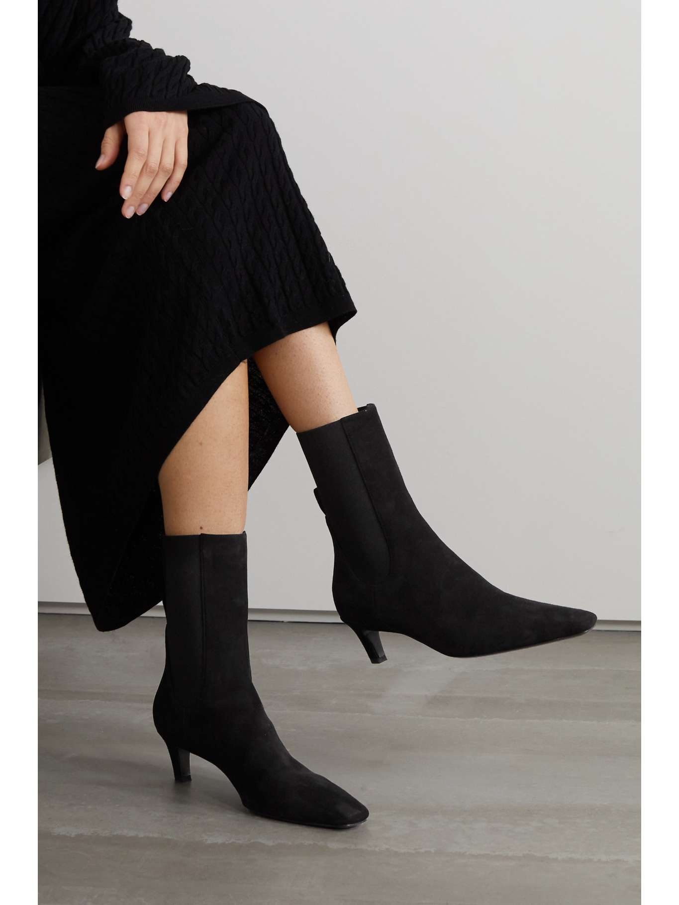 The Mid Heel suede Chelsea boots - 2