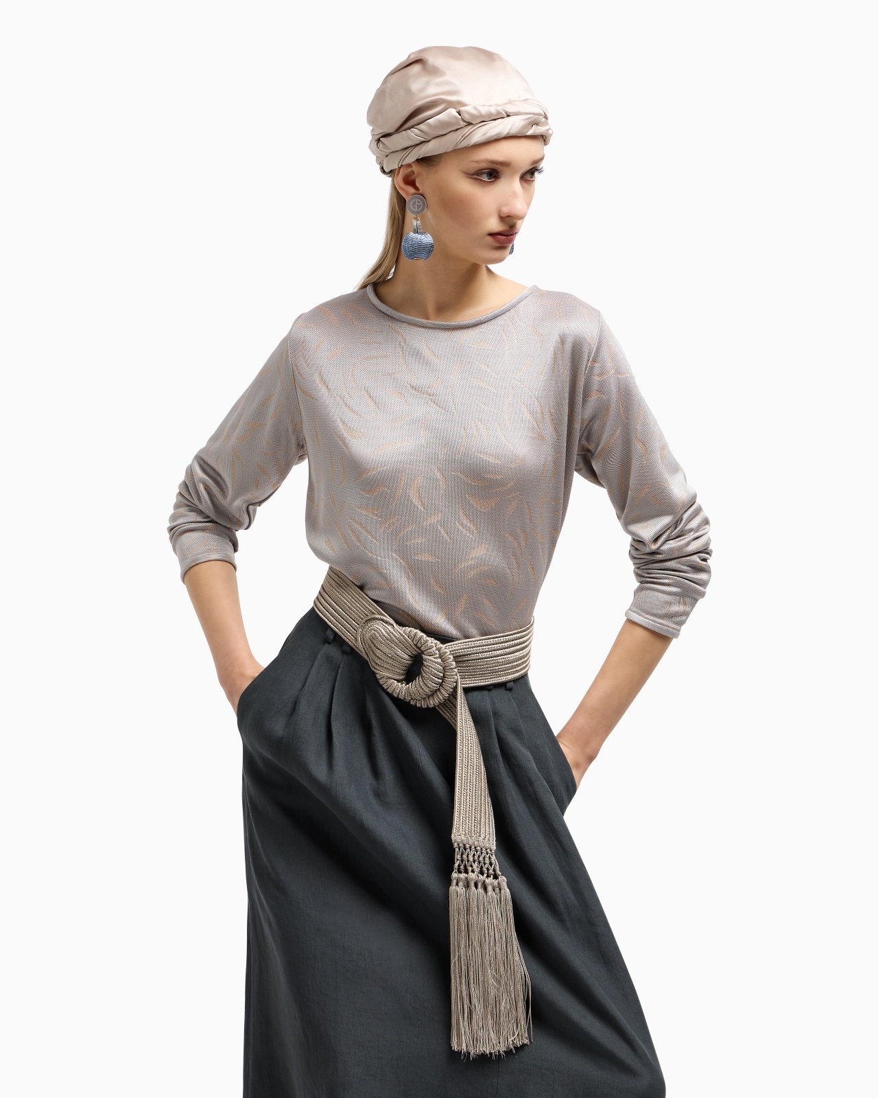 CREW-NECK JUMPER IN TWO-TONE JACQUARD VISCOSE JERSEY - 6