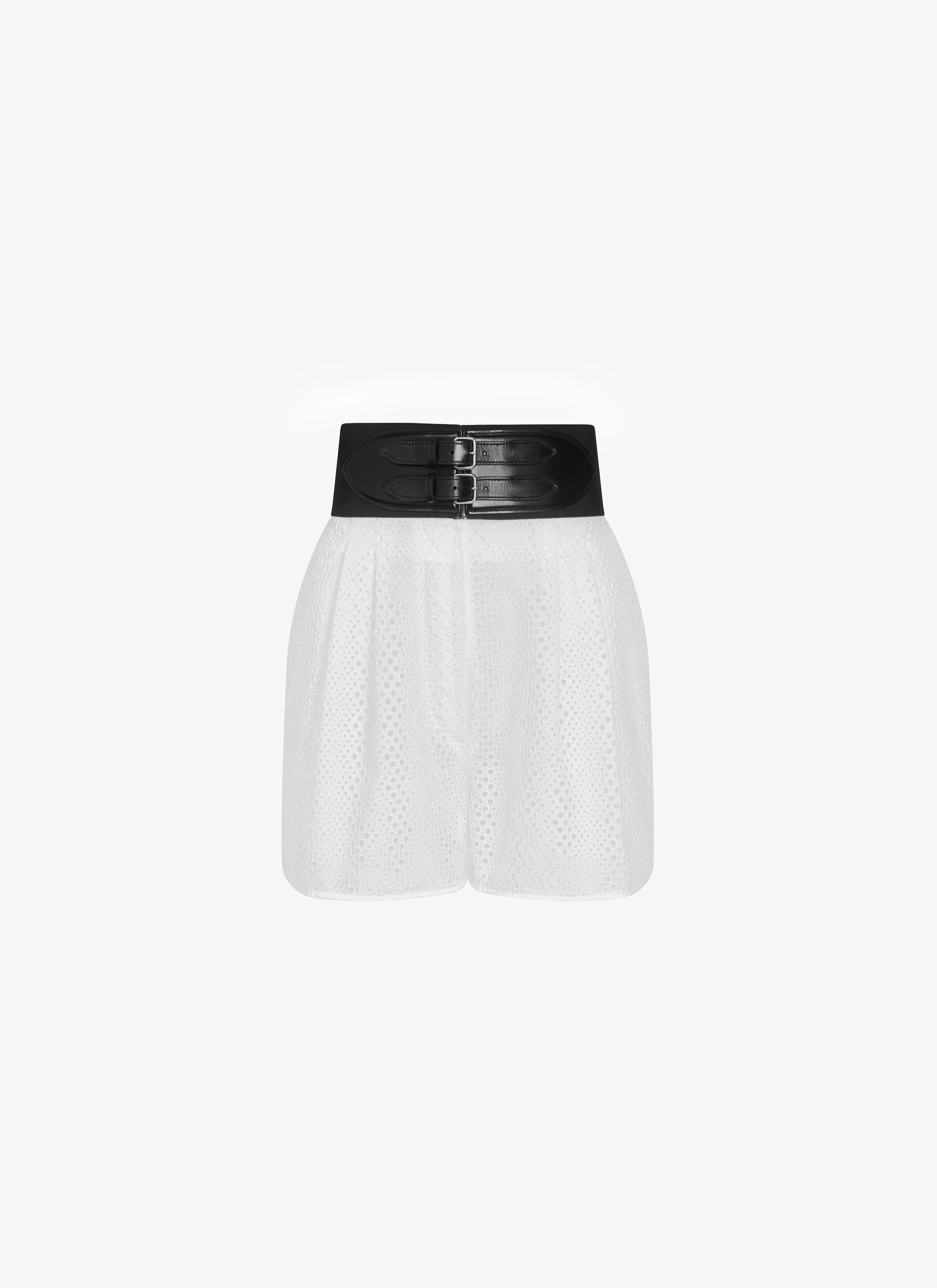 BELTED SHORTS IN BRODERIE ANGLAISE - 1