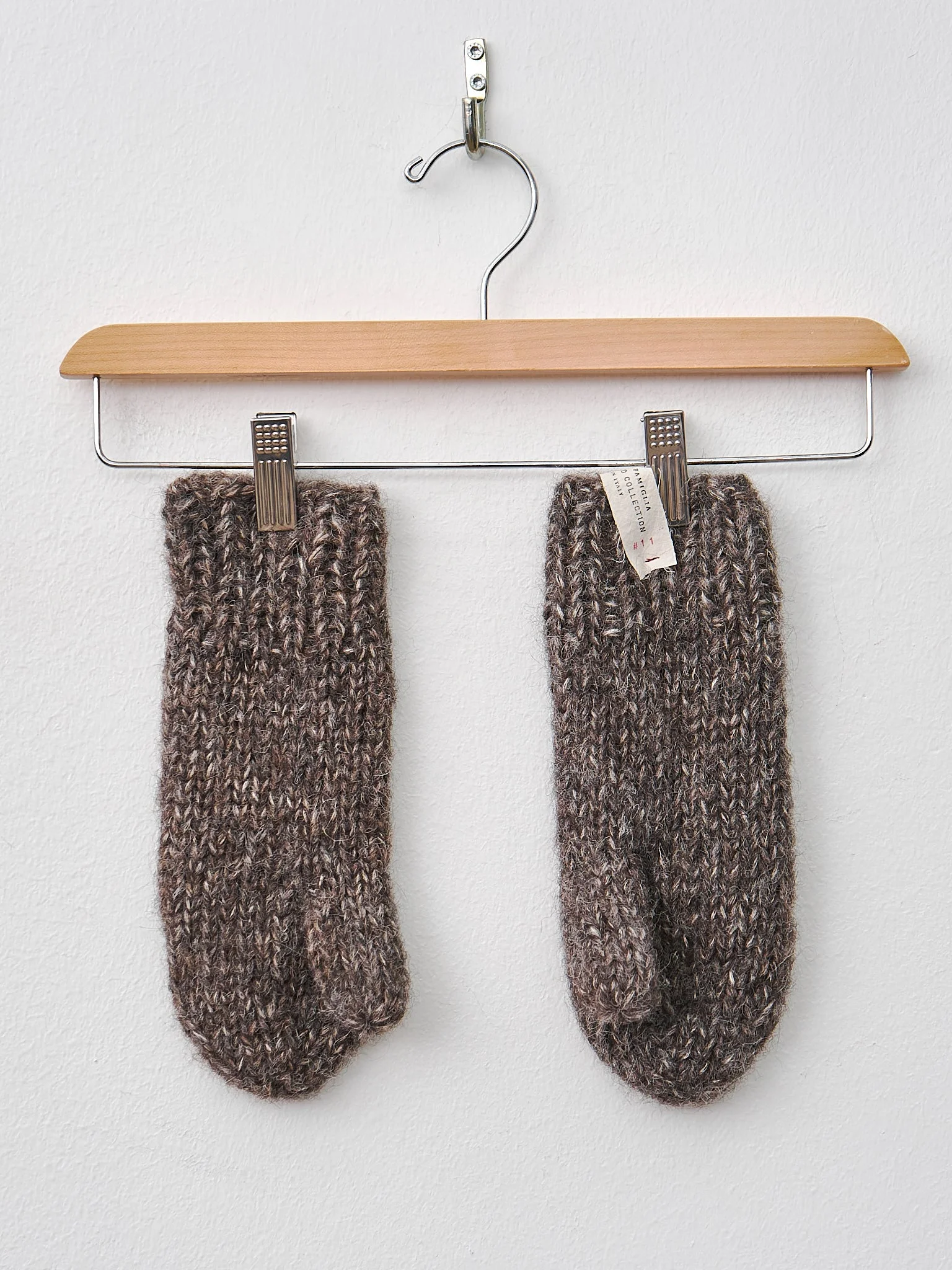 HK Eco Mittens - Pepper - 1