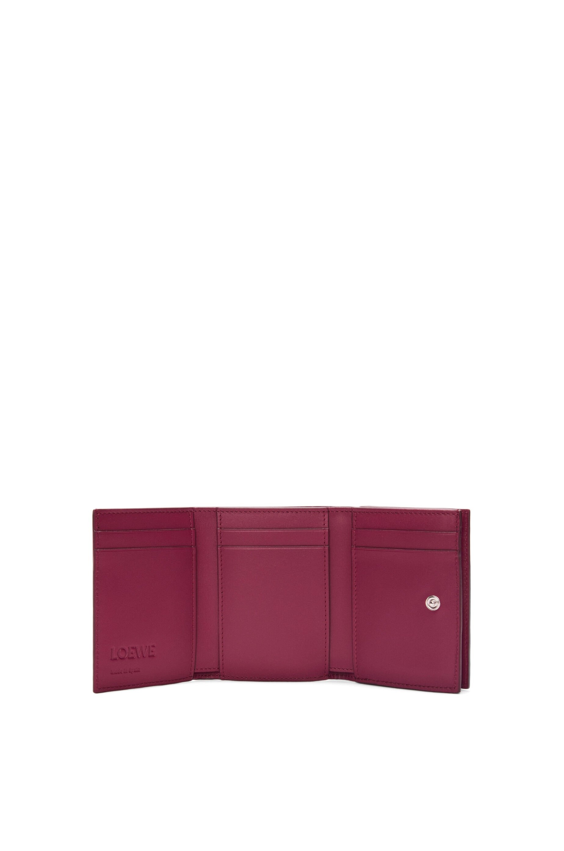 Trifold wallet in satin calfskin 2