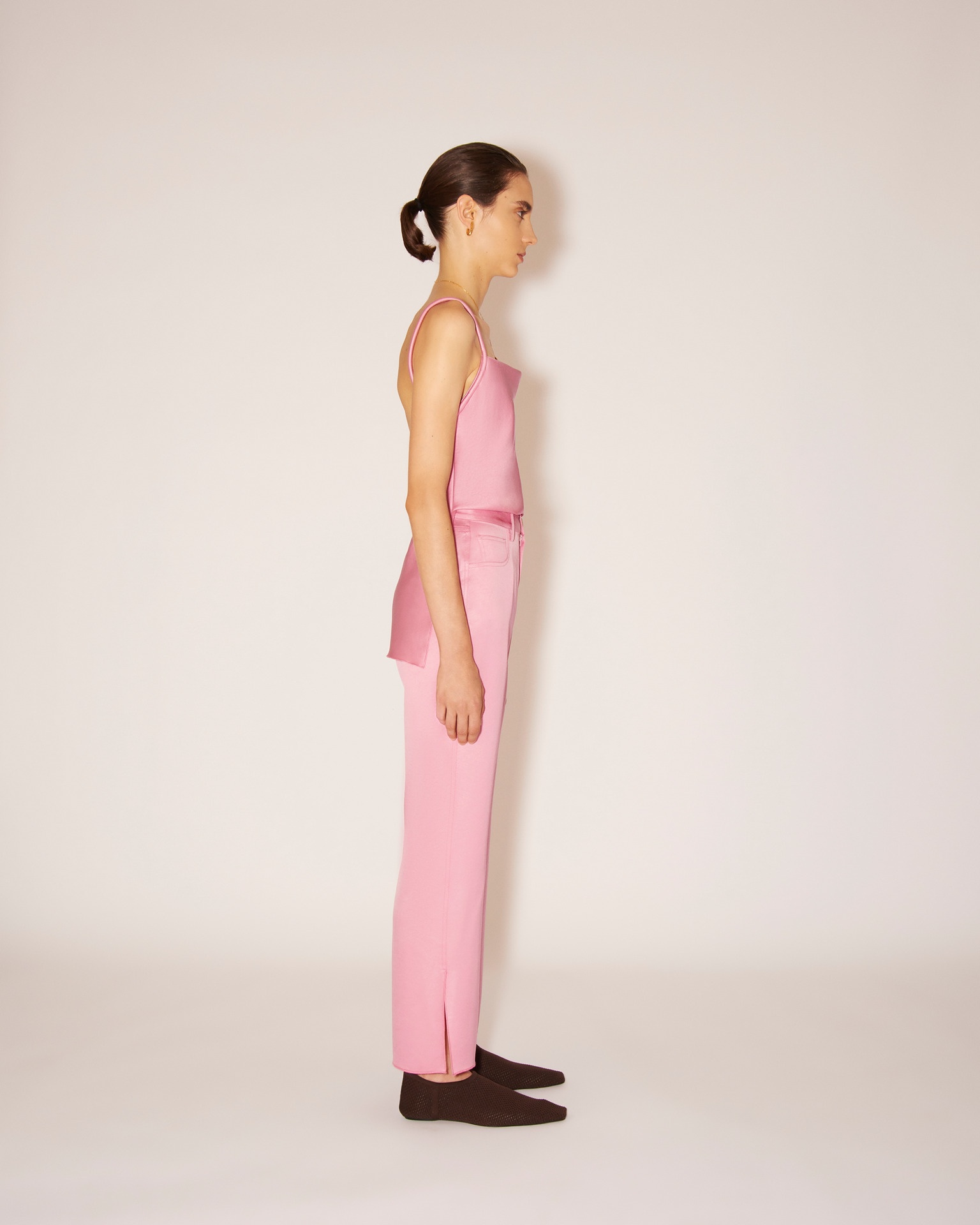 VAEDA - Glossy satin pants - Pink - 3