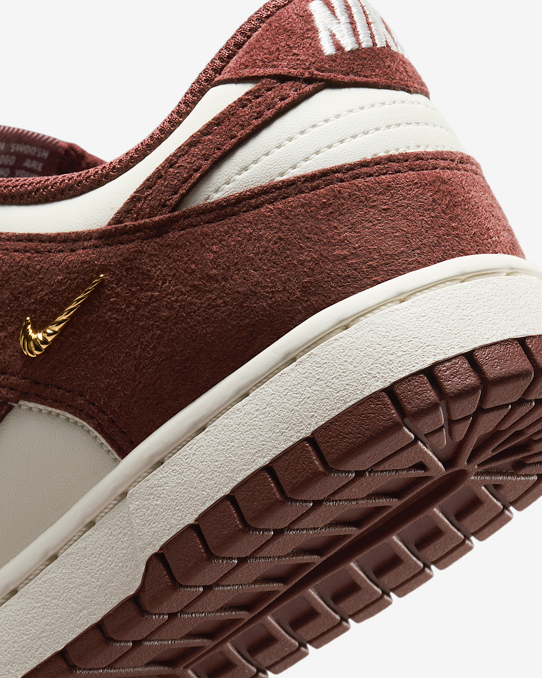 Nike Dunk Low Women's Shoes - 8