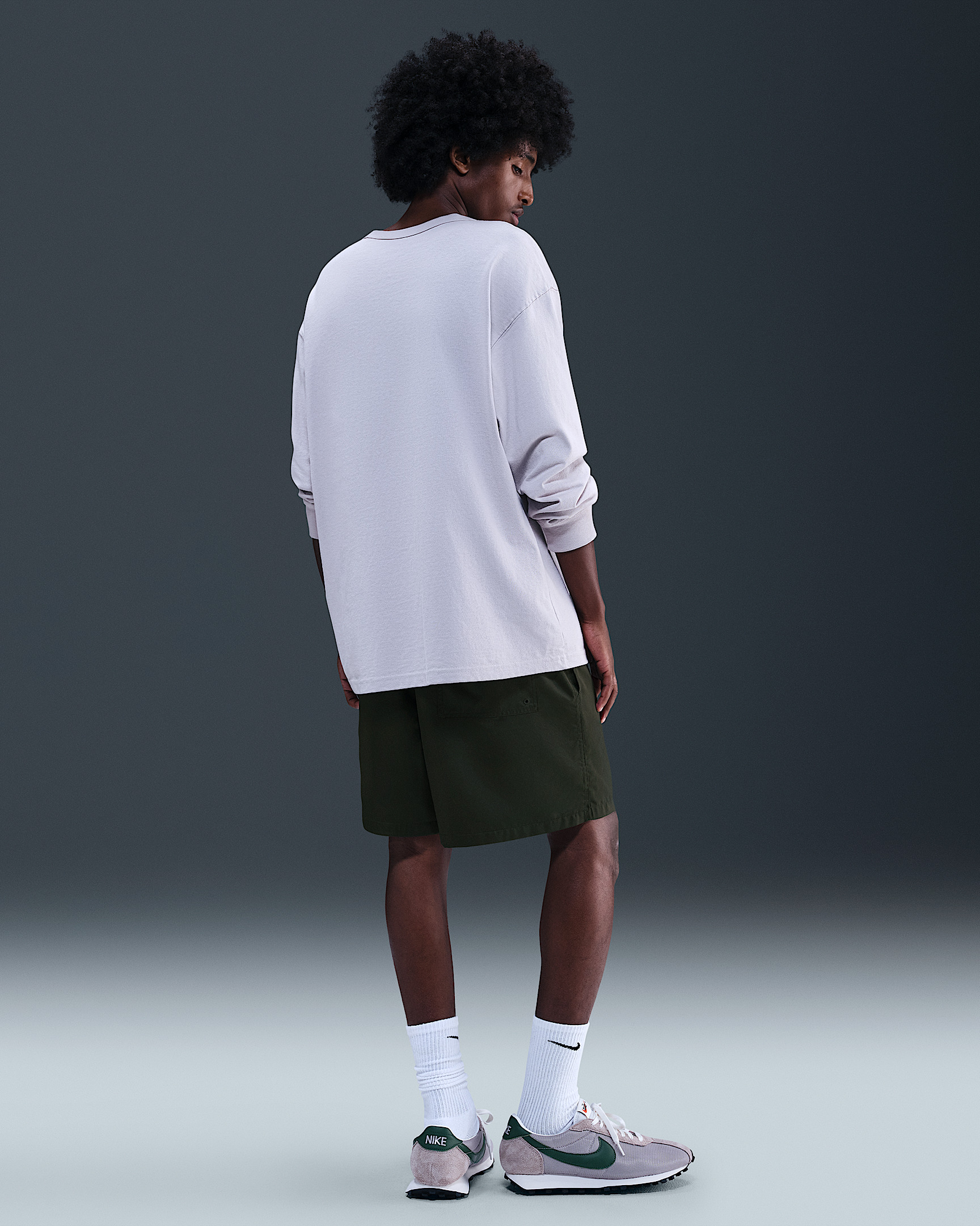 Nike Club Men's Woven Flow Shorts - 4
