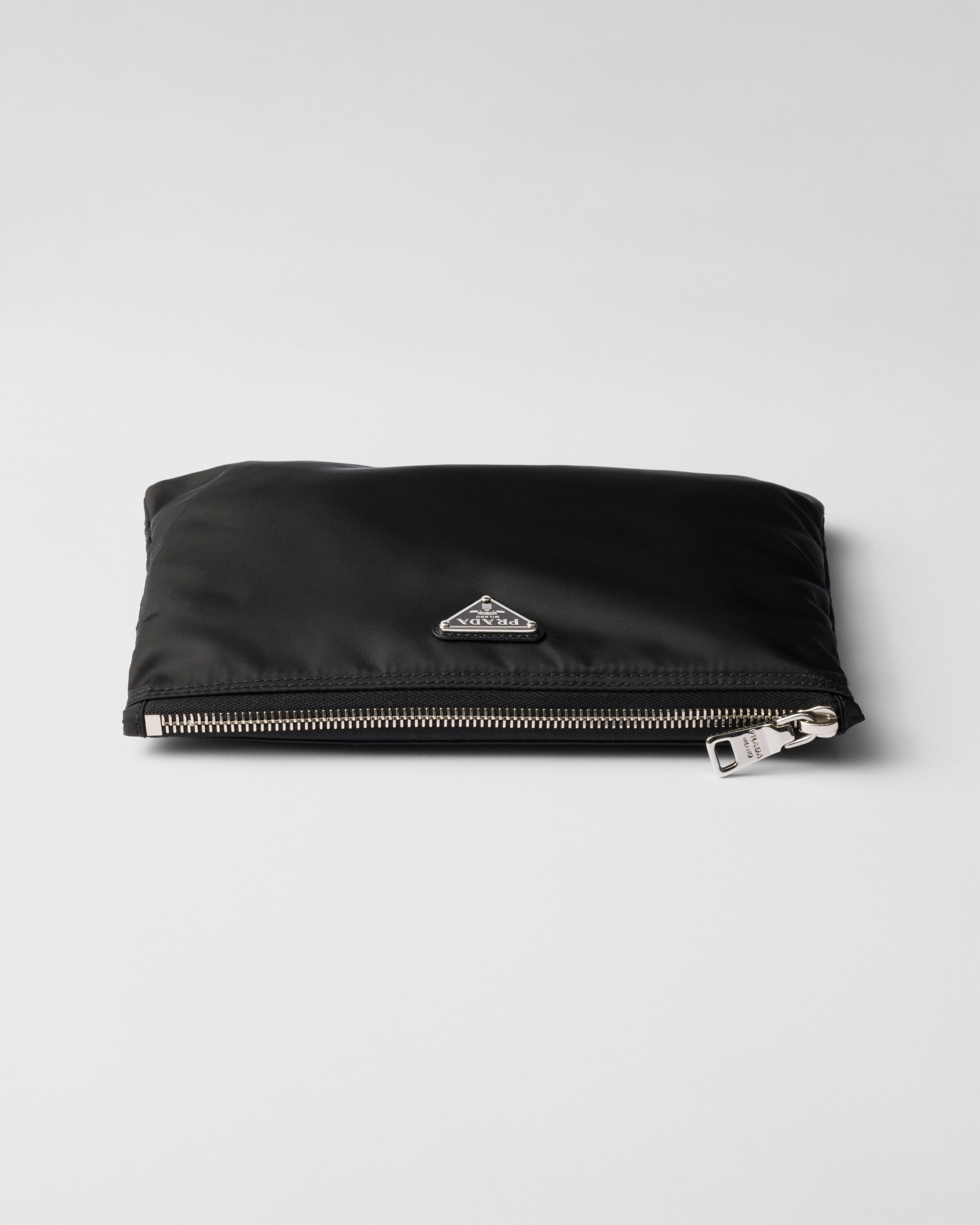 Re-Nylon sport towel pouch - 3