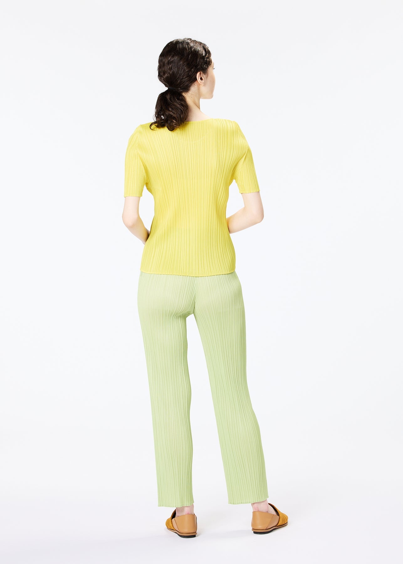 MONTHLY COLORS : APRIL TOP - 5