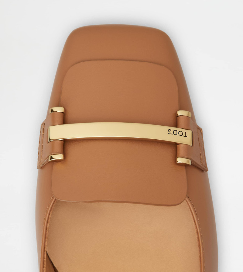 PUMPS IN LEATHER - BROWN 5