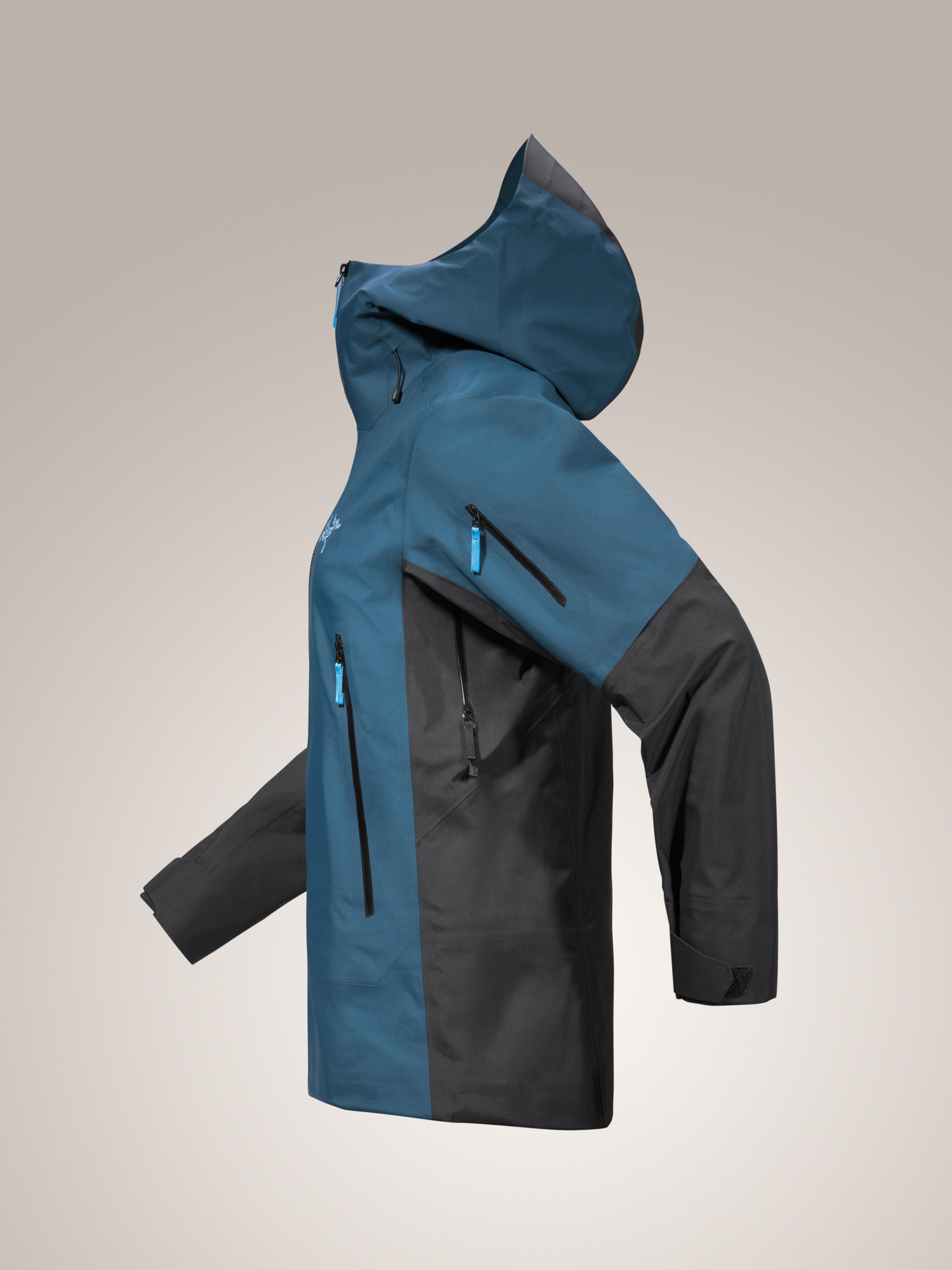 Sentinel Jacket - 11