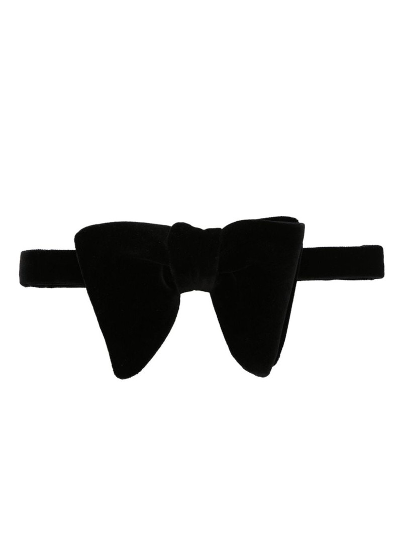 butterfly velvet bow tie 1