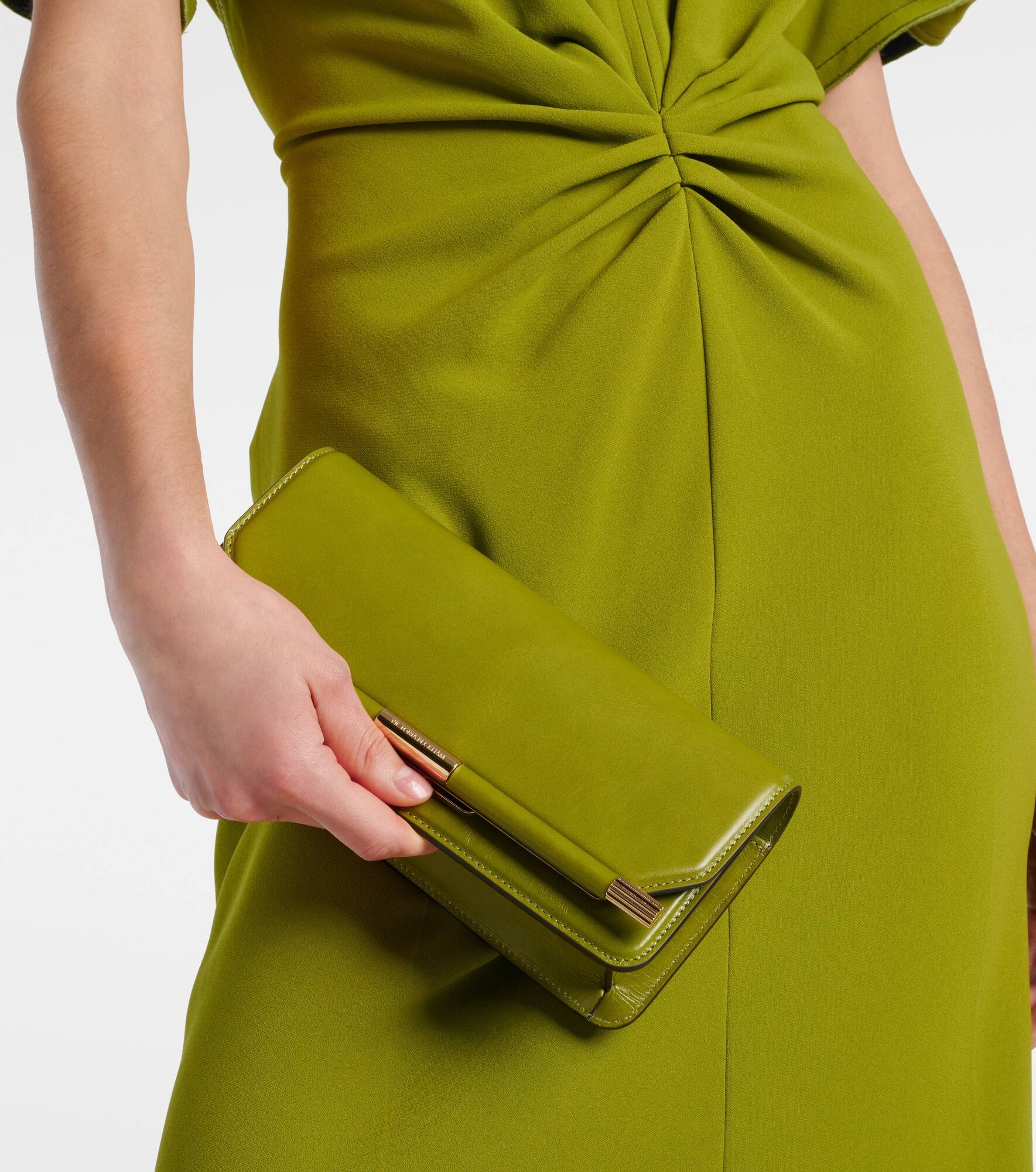 202 distressed leather clutch - 2