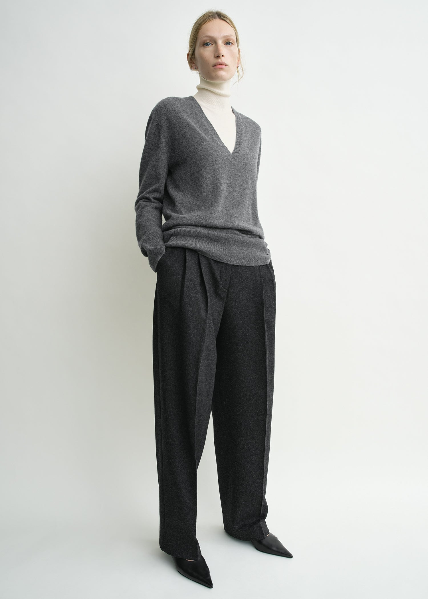 Double-pleat winter trousers charcoal - 3