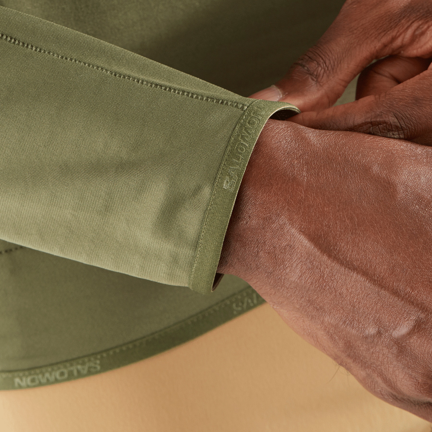 ESSENTIAL LIGHTWARM - 6