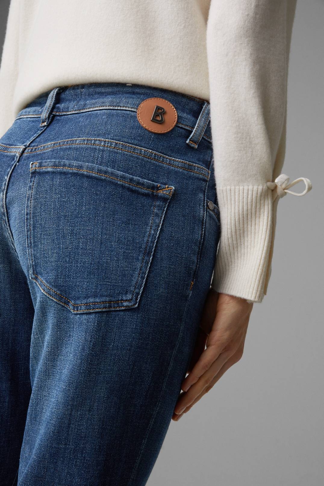 GIRLFRIEND FIT BRIDGET JEANS IN DENIM BLUE - 6