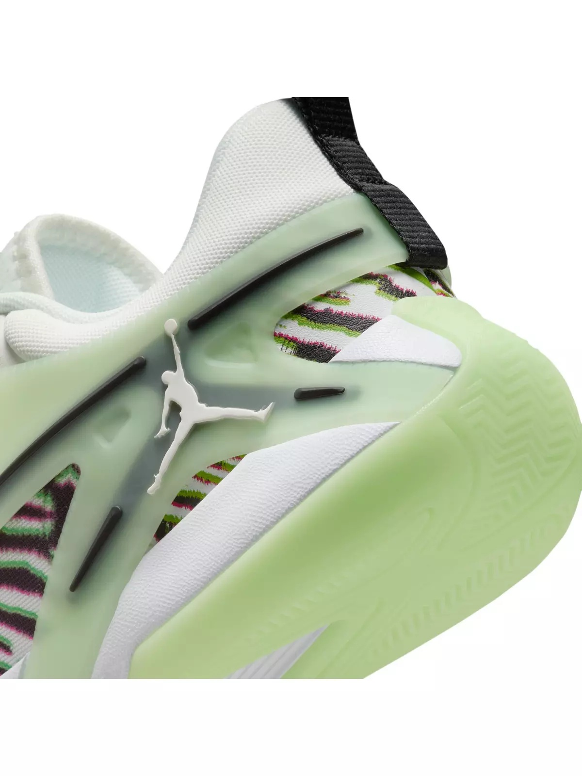 Heir "Vapor Green" Women's Basketball Shoe - 5