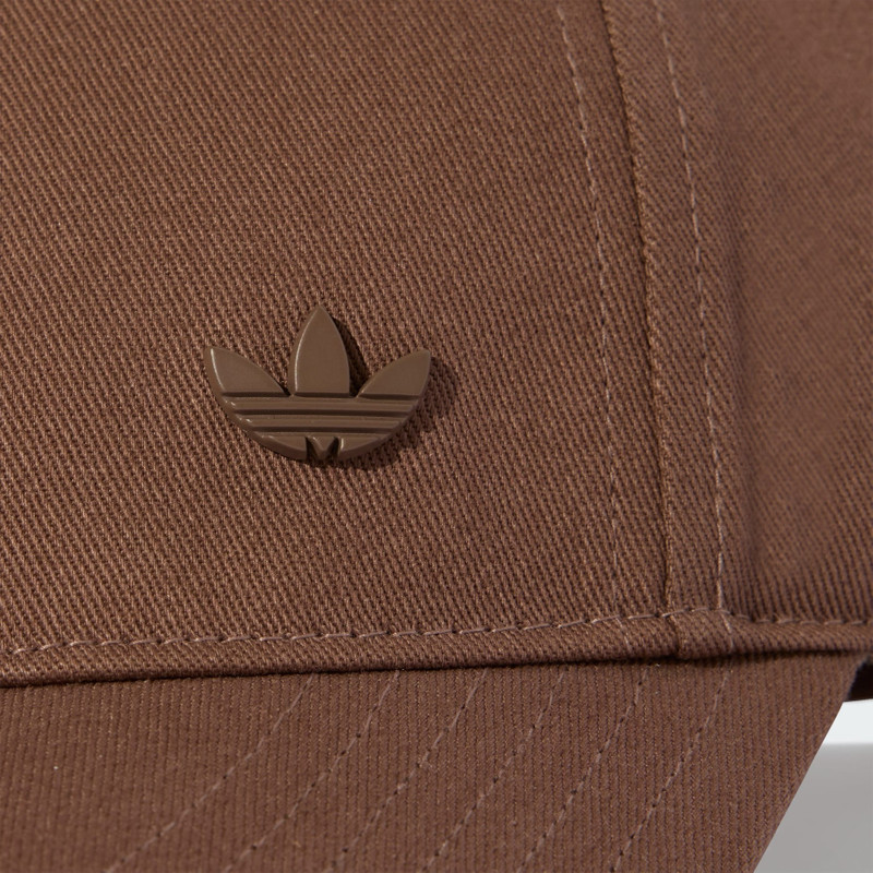 adidas Everyday Icons Cap With Tonal Metal Trefoil outlook