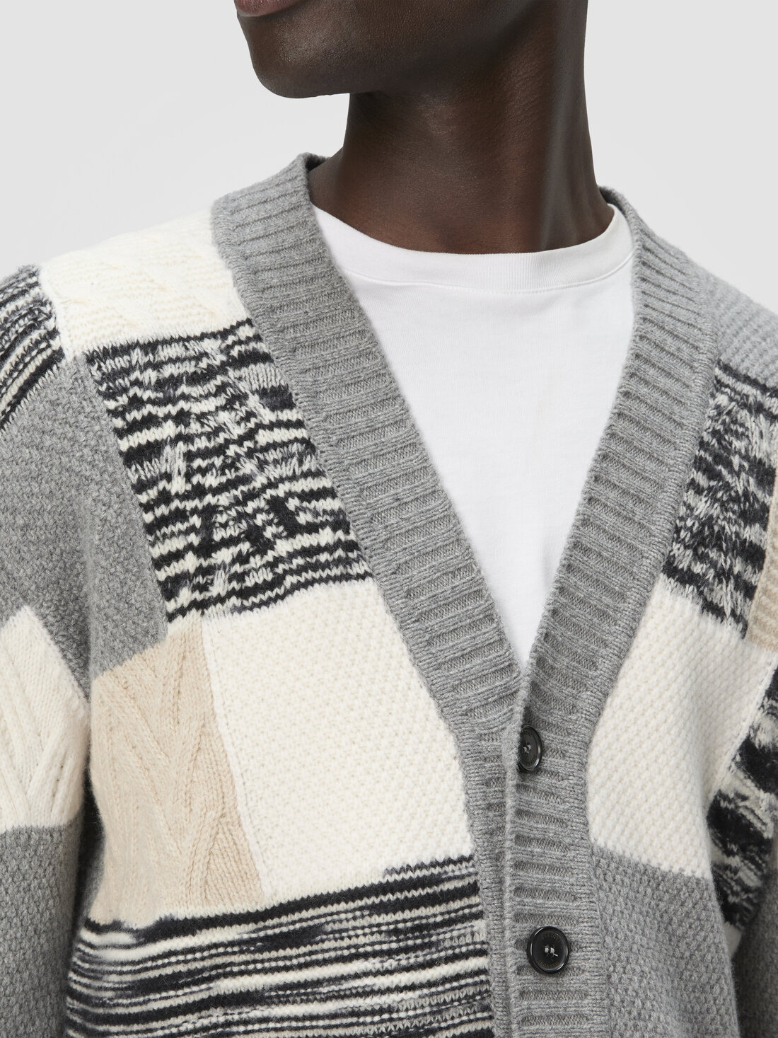 The cardigan in pure wool with flame and zigzag inserts - 5