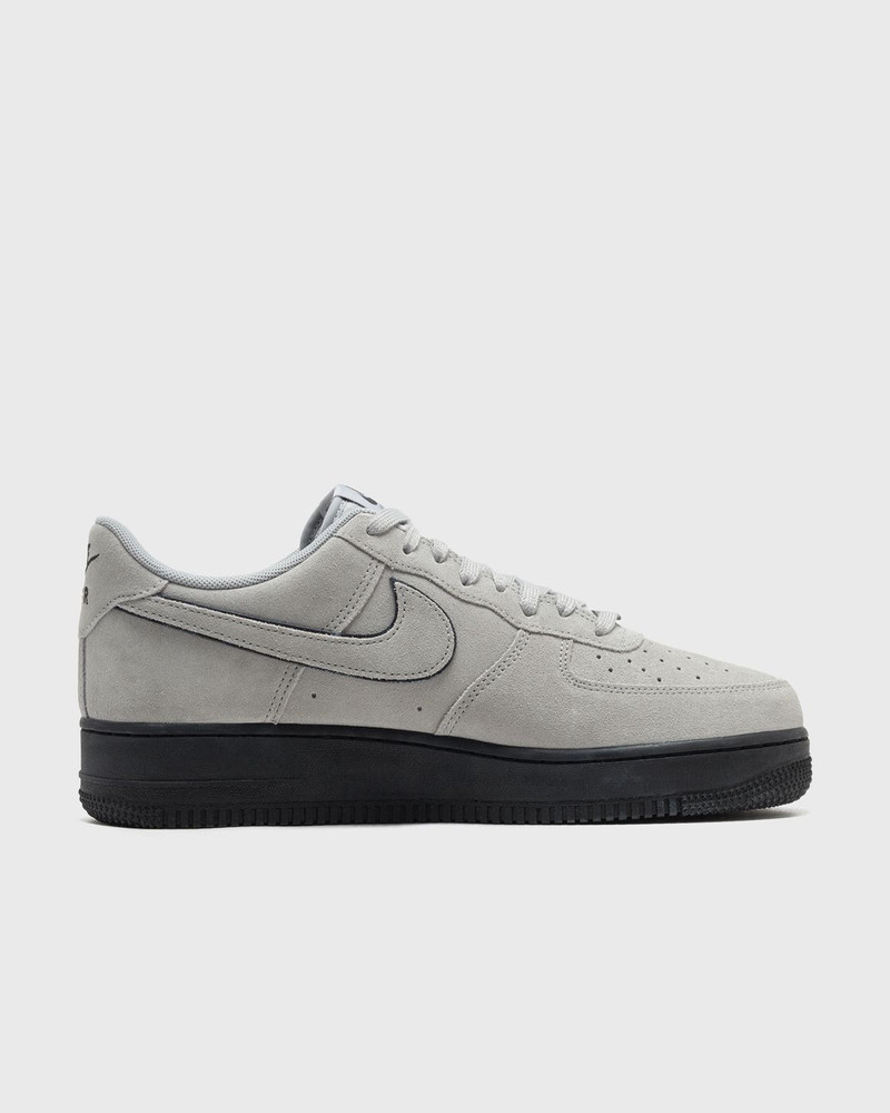 Nike Air Force 1 '07 LV8 outlook