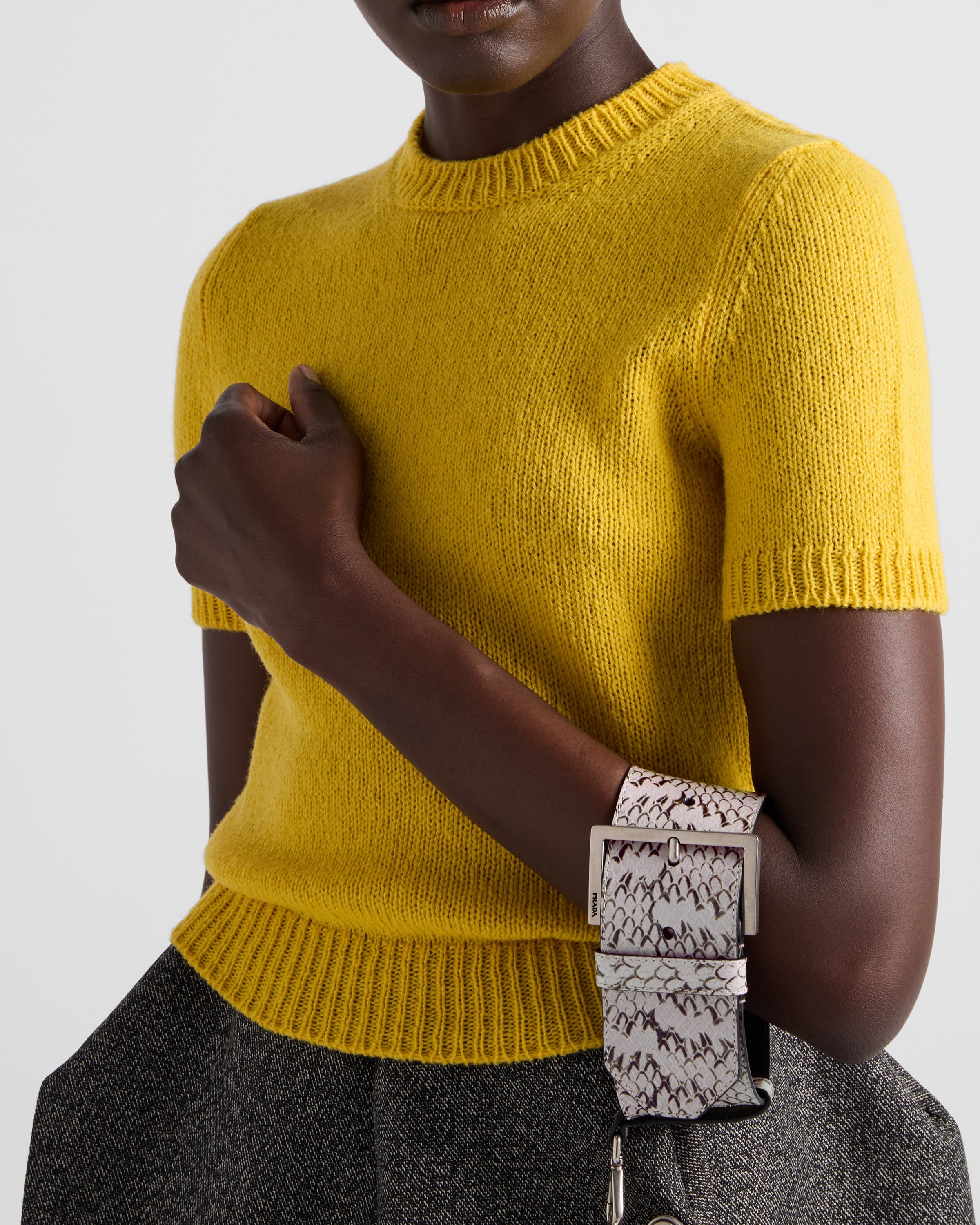 Short-sleeved cashmere sweater - 4