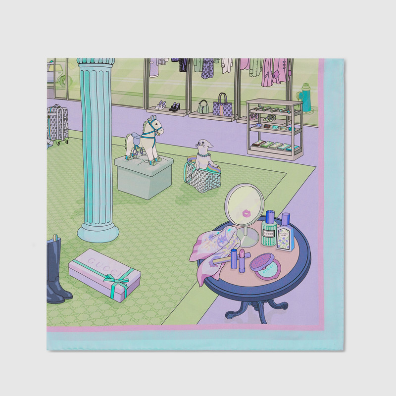 GUCCI Printed silk twill carré outlook