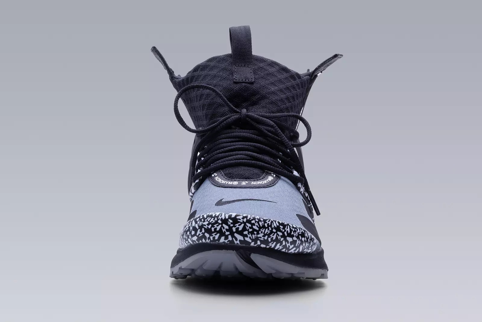 APM2-001 Nike® Air Presto Mid / Acronym® Cool Grey / Black / Black - 23