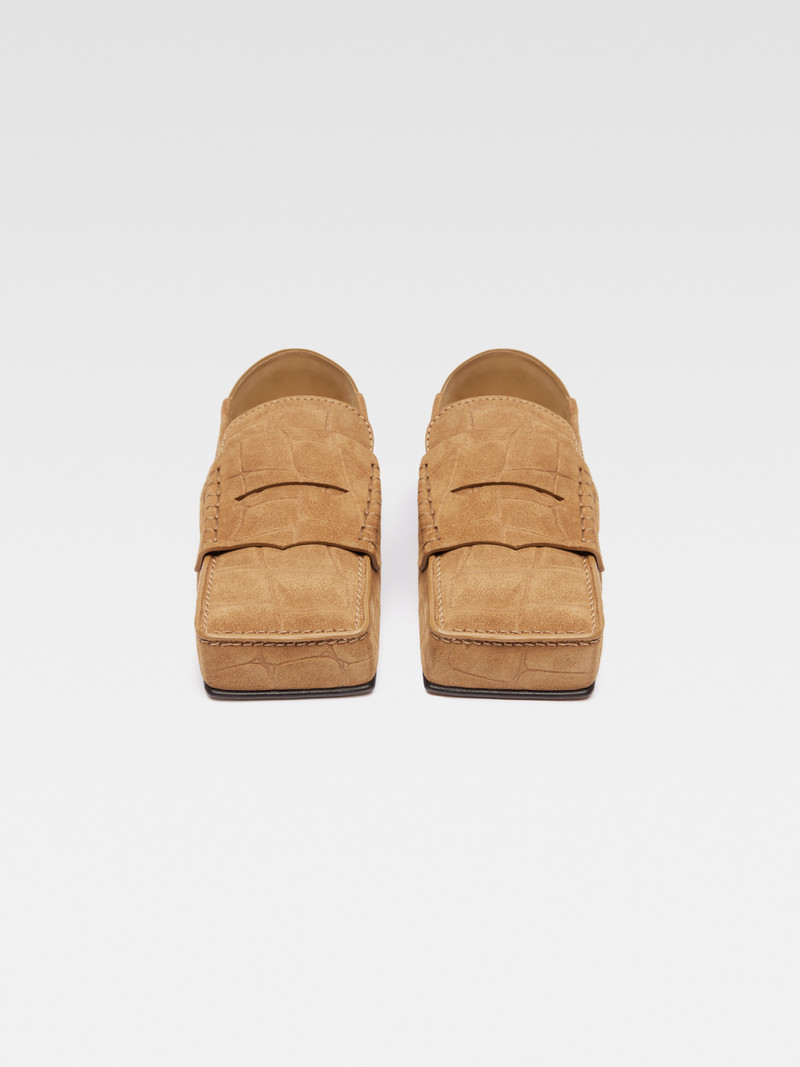 JACQUEMUS The Carré loafers outlook