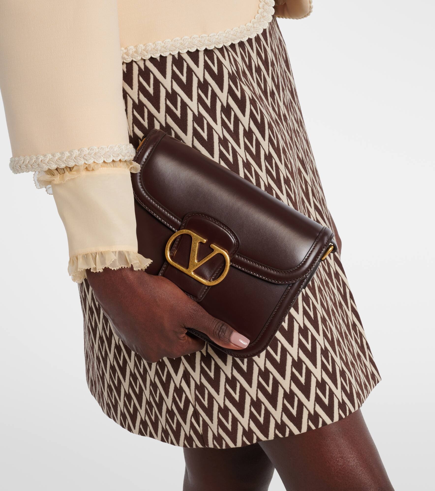 9TO5 VLogo leather shoulder bag - 7
