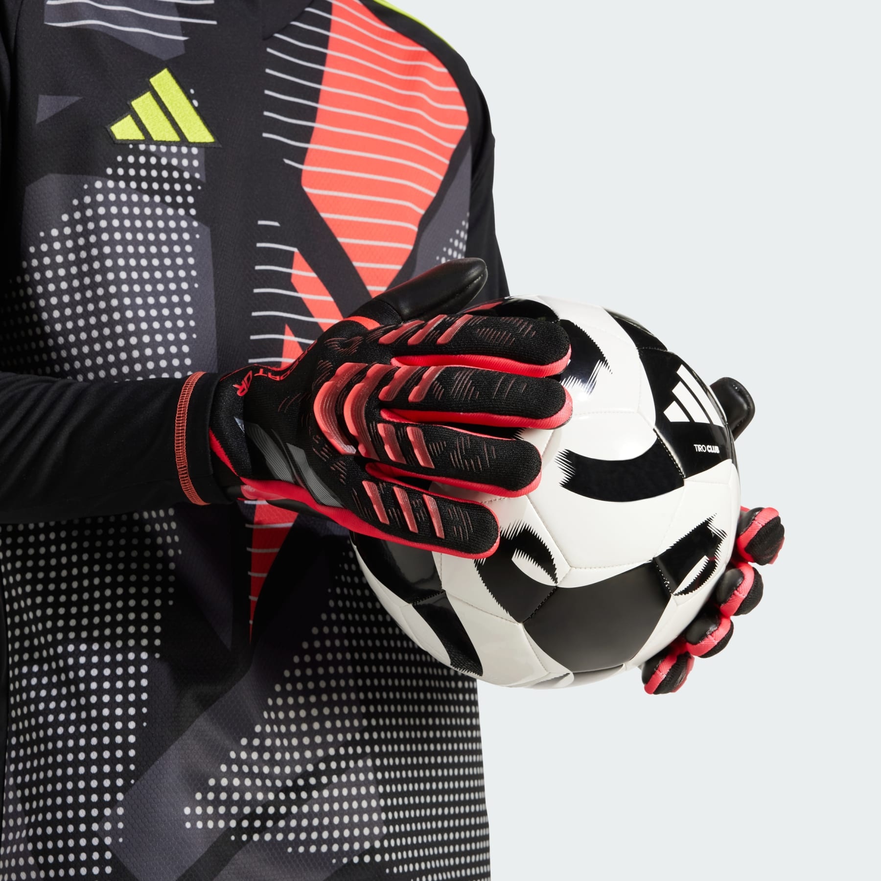 Predator Pro Goalkeeper Gloves - 6