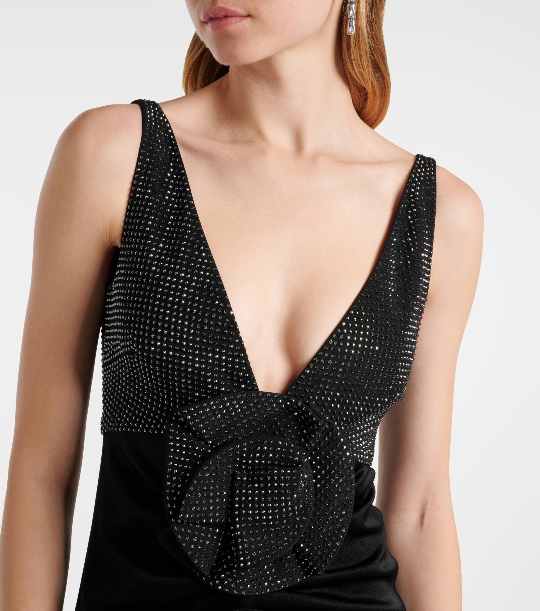 Floral-appliqué embellished satin crêpe gown - 4
