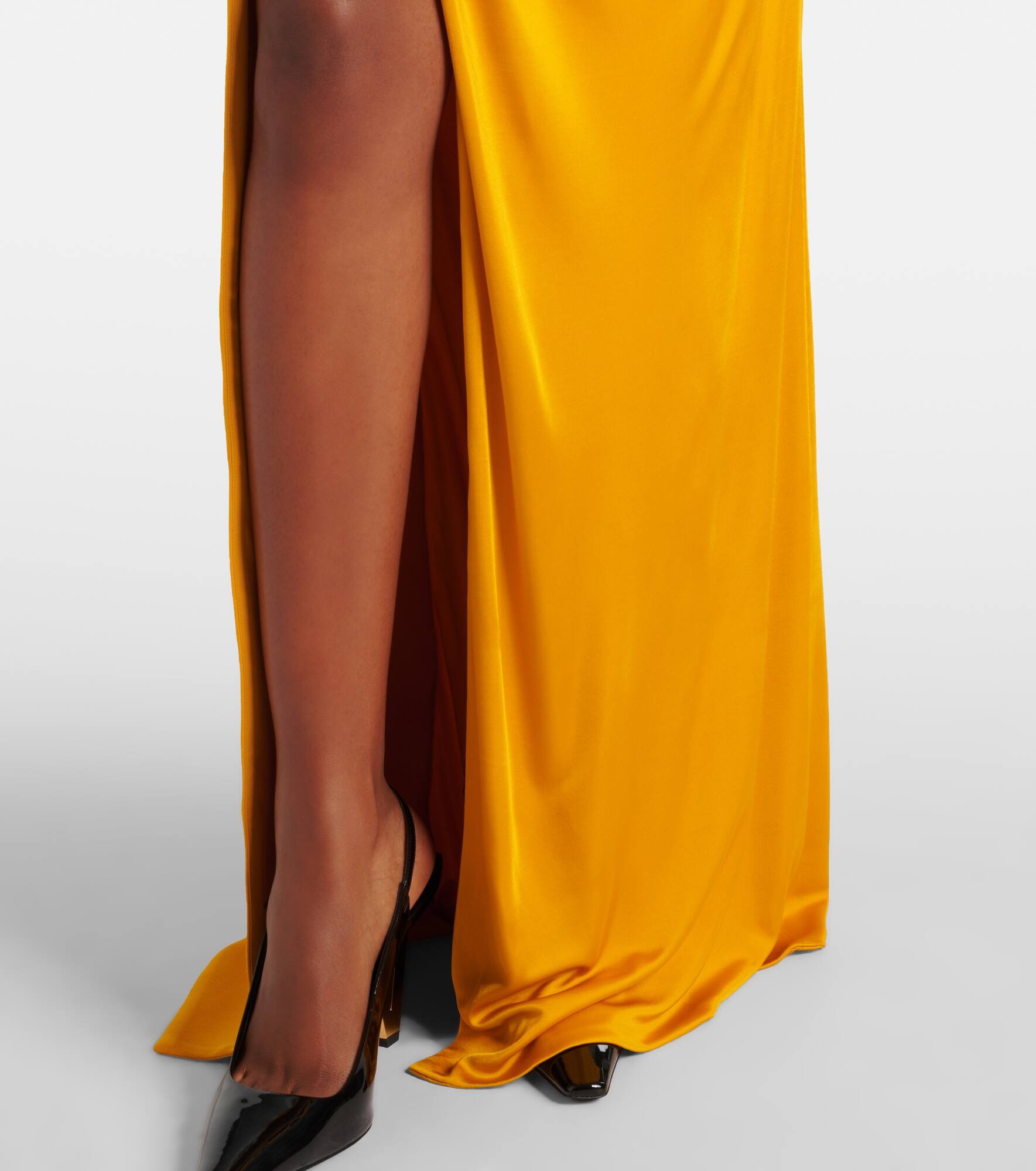Medusa '95 pleated gown - 6