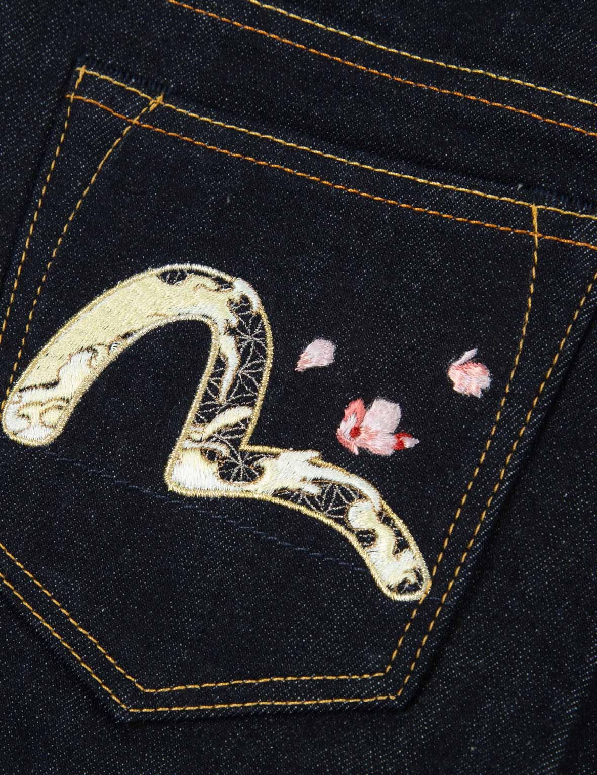 KAMON AND “KOI PLAYING IN THE WAVES” EMBROIDERY STRAIGHT-LEG JEANS - 9