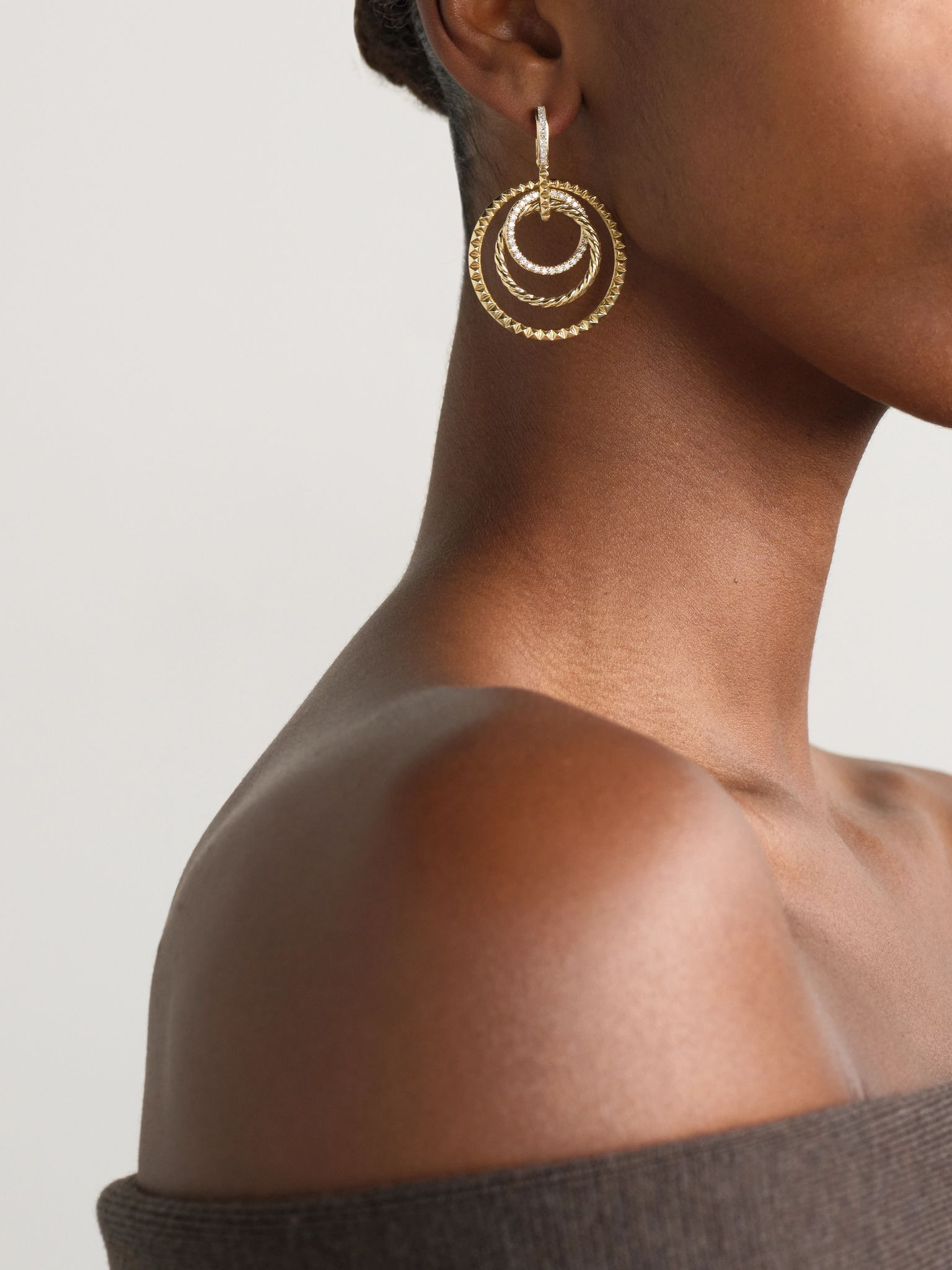Crossover Trio 18-karat gold diamond hoop earrings Gold - 2