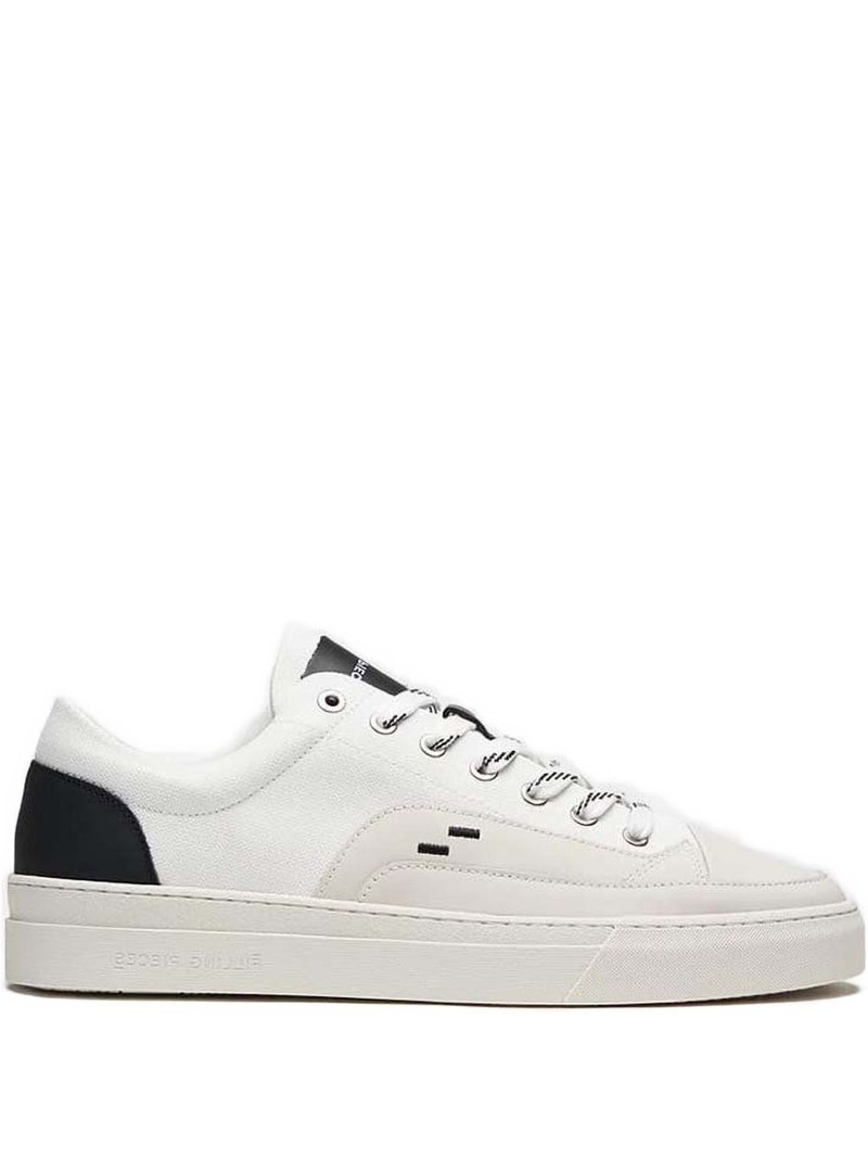 low-top sneakers 1