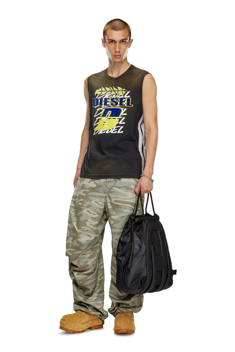 Diesel CAGE-D TOTE XL outlook