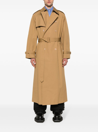 VETEMENTS double-breasted trench coat outlook
