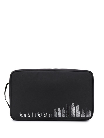 Nike logo-print wash bag outlook