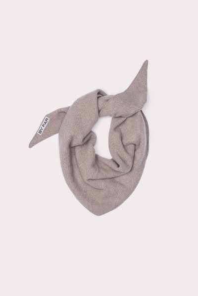 BY FAR RIZZO SCARF TAUPE CASHMERE outlook