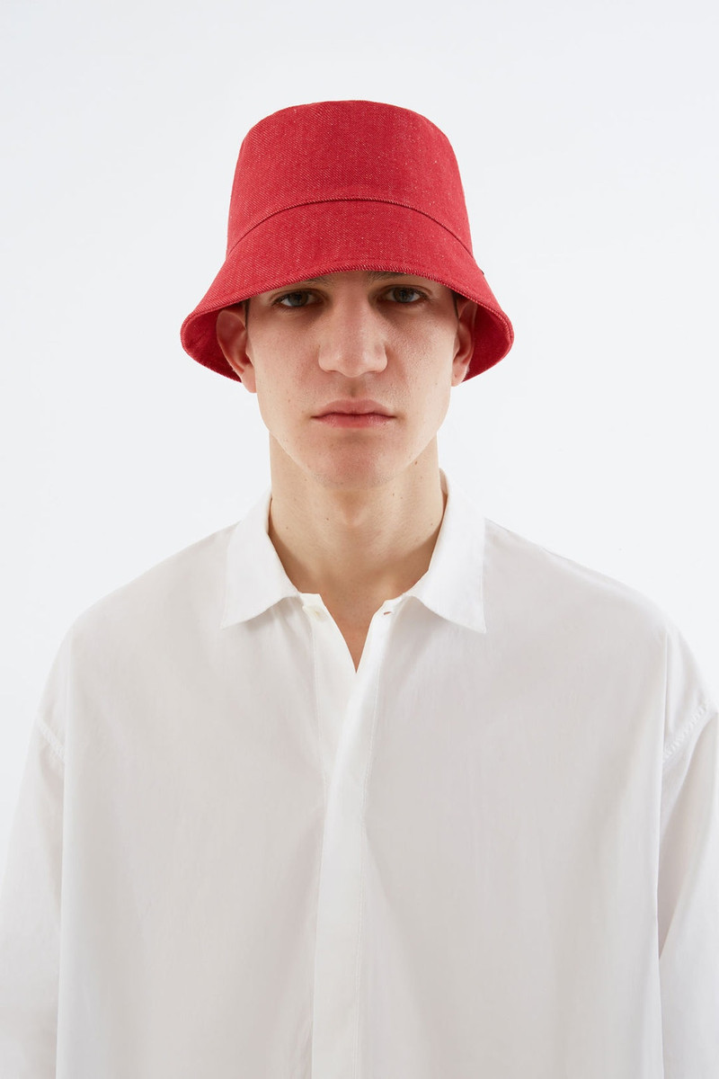 RED REVERSIBLE BUCKET HAT 5