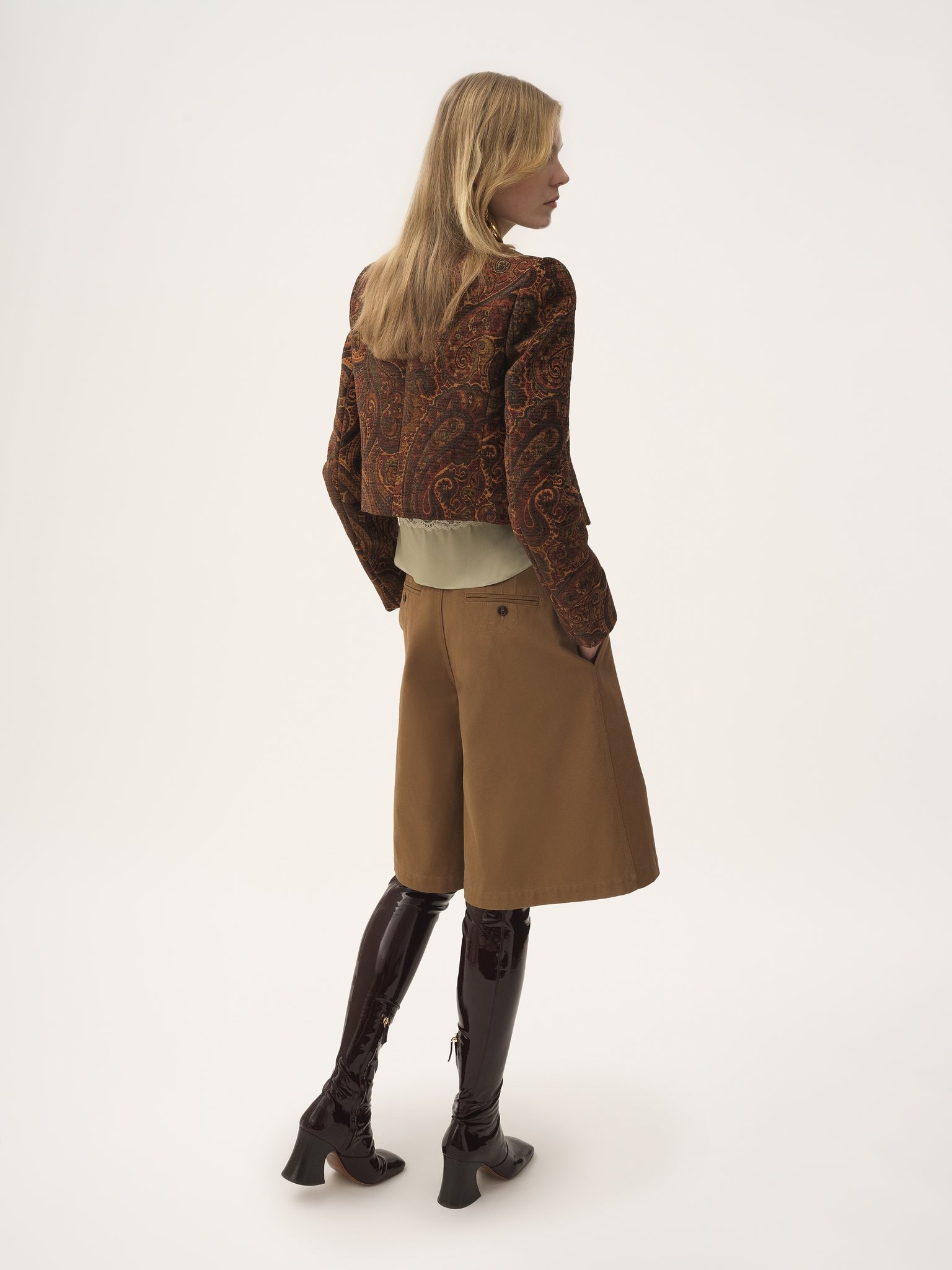 HIGH-RISE WIDE-LEG BERMUDA SHORTS IN COTTON - 6