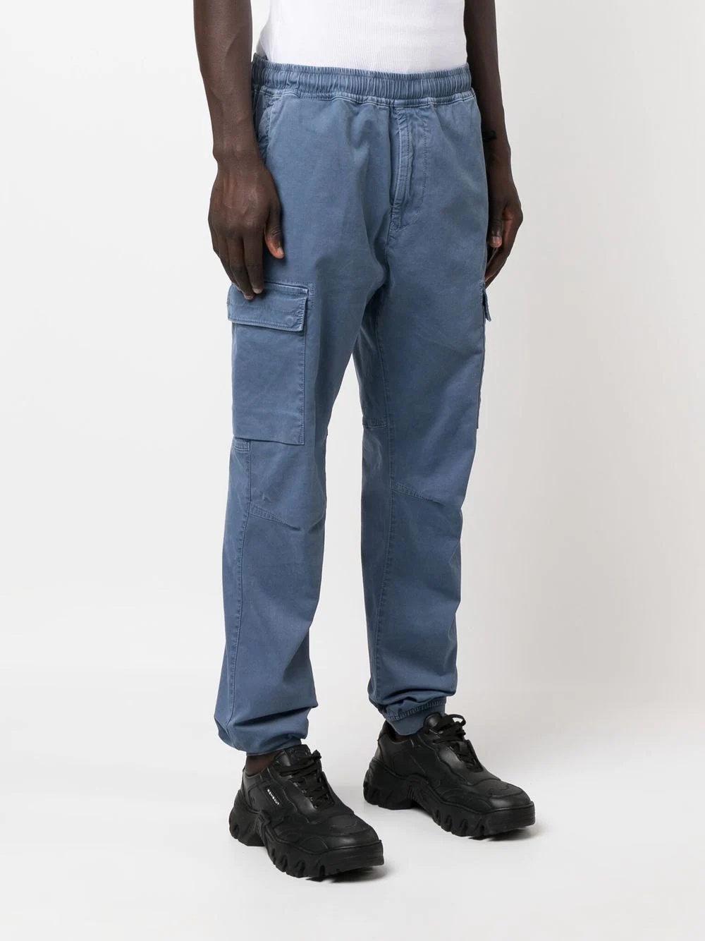 Compass-patch cargo trousers - 3