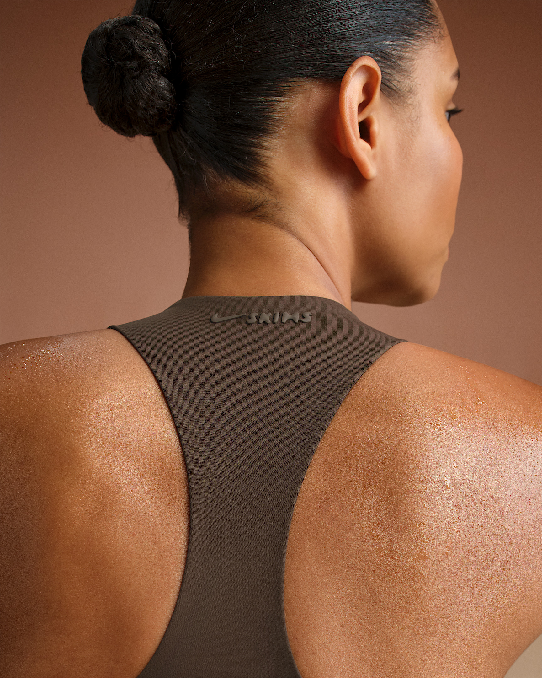 NikeSKIMS Matte Women's Mock-Neck Racerback Tank Top - 6