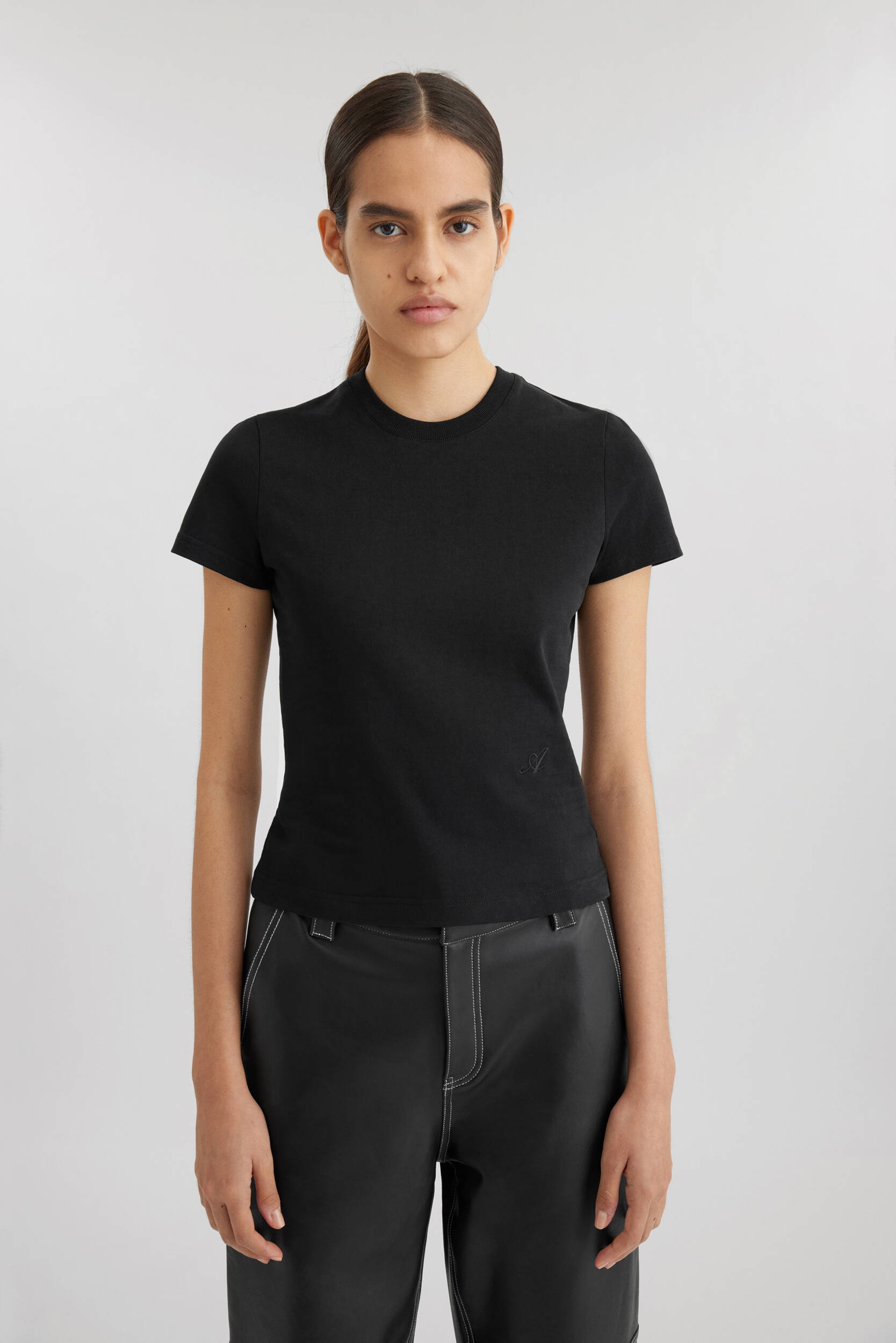 Signature Slim T-Shirt - 2
