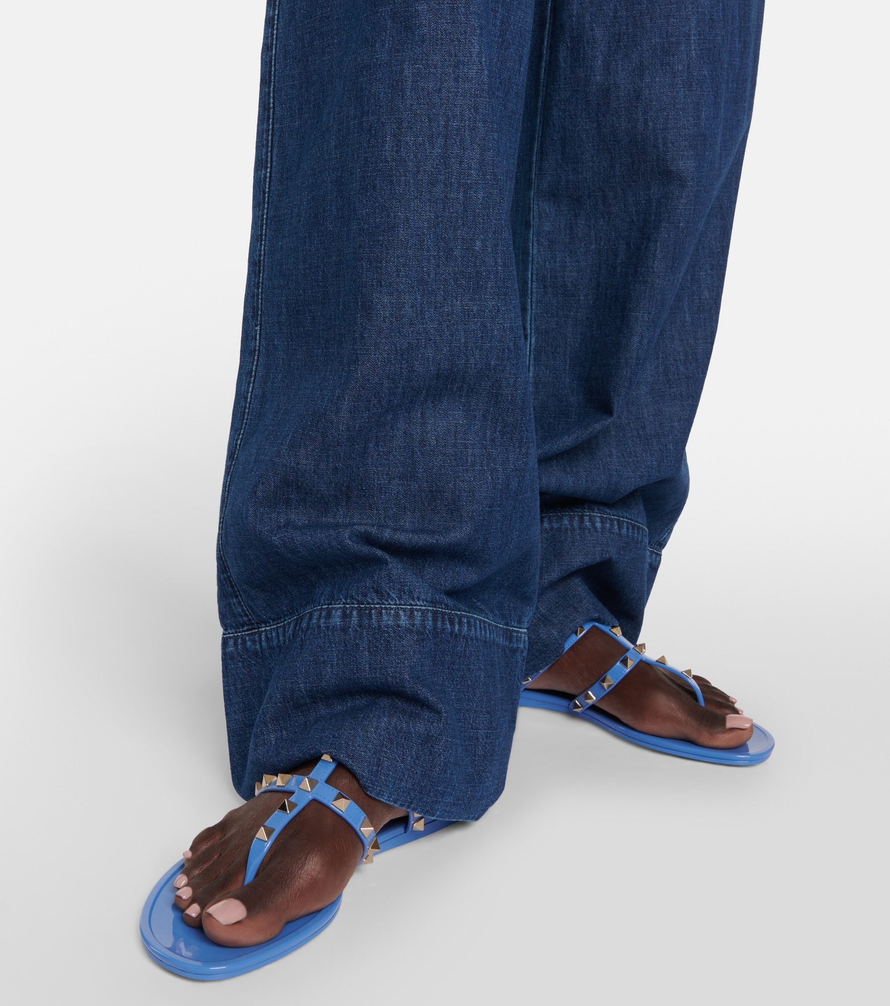 Rockstud rubber sandals - 4