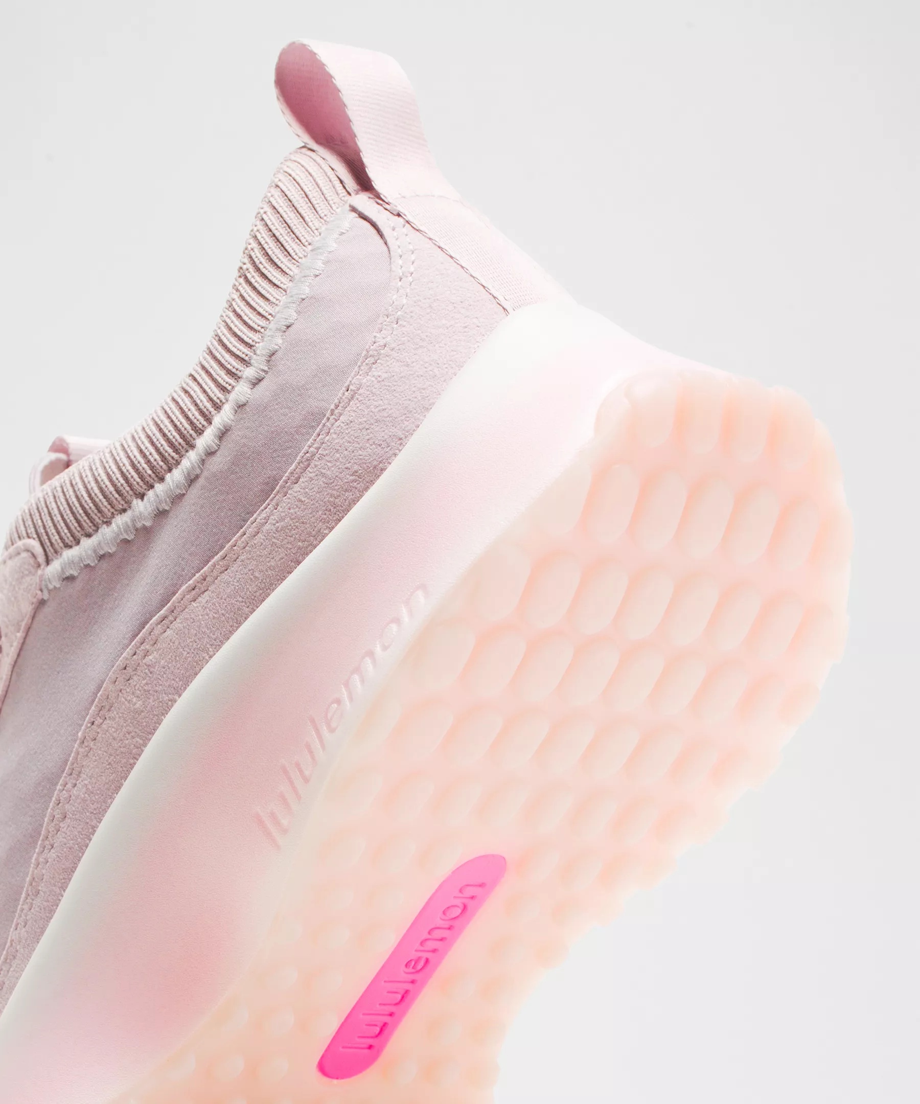 Women's CrossCity Sneaker - 9