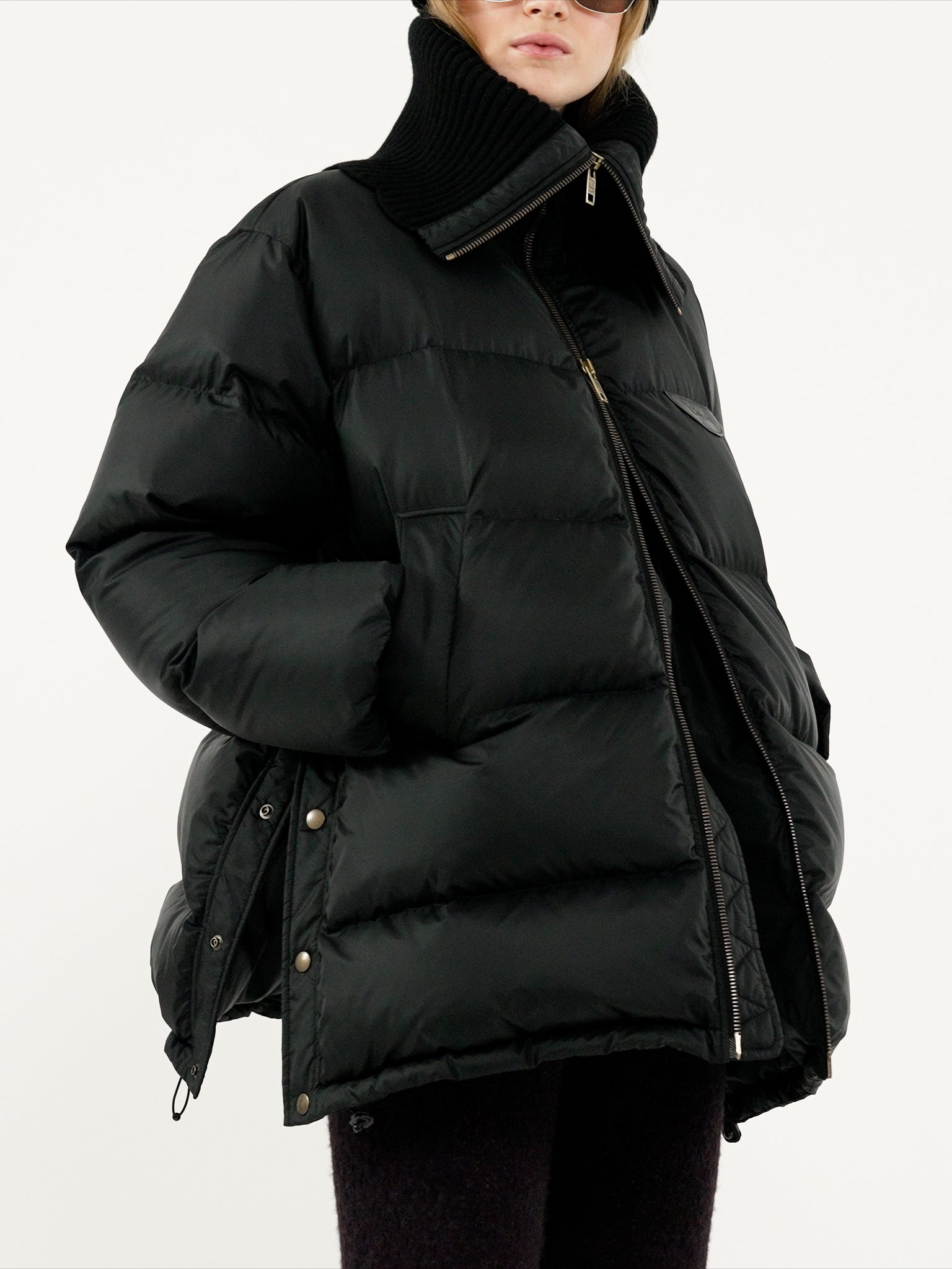 HIGH-NECK PUFFER JACKET IN SHINY NYLON - 5