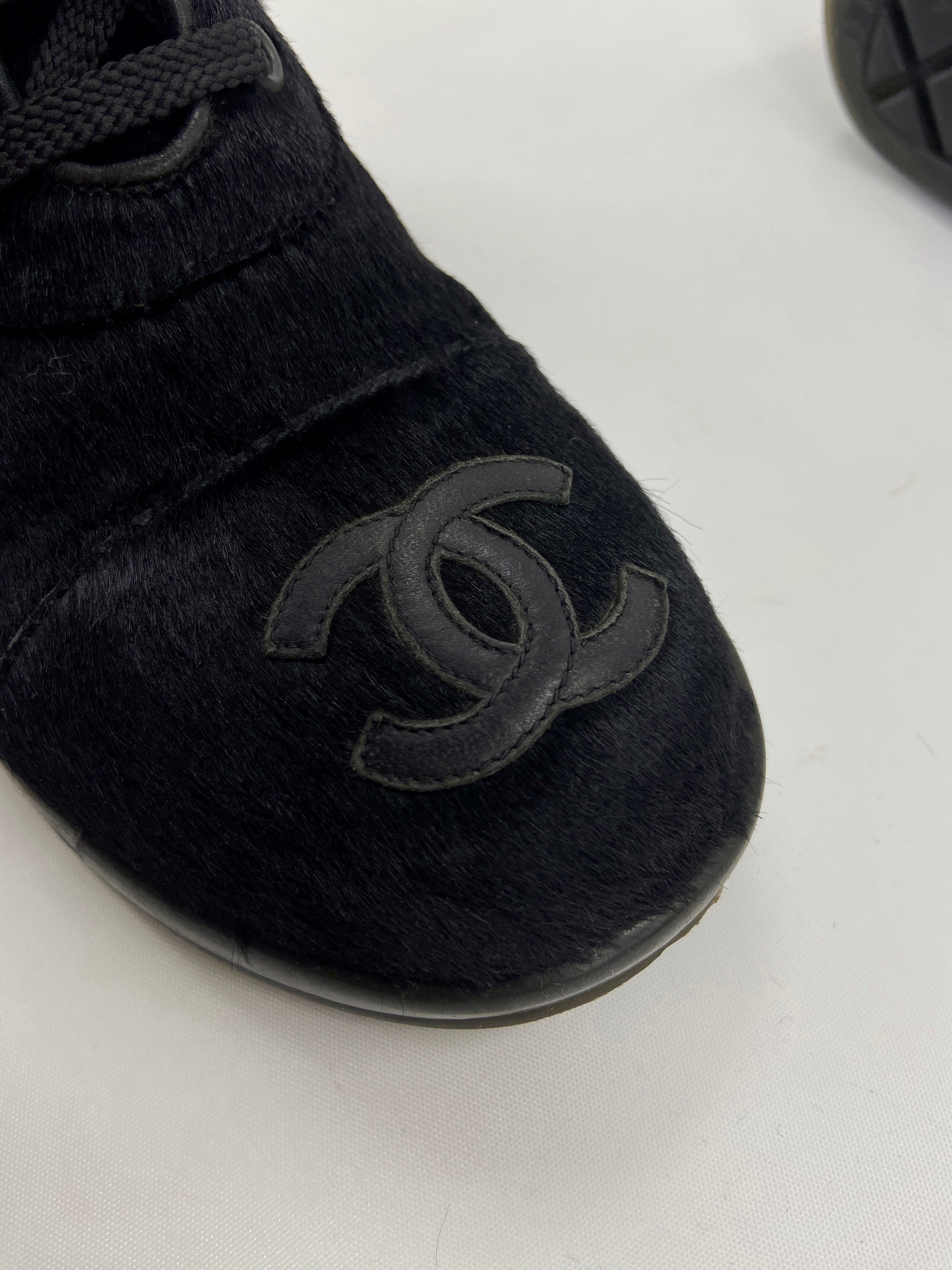 Chanel Fall 2000 Karl Lagerfeld Pony hair Calfskin Logo Quilted Combat boot 38 - 5