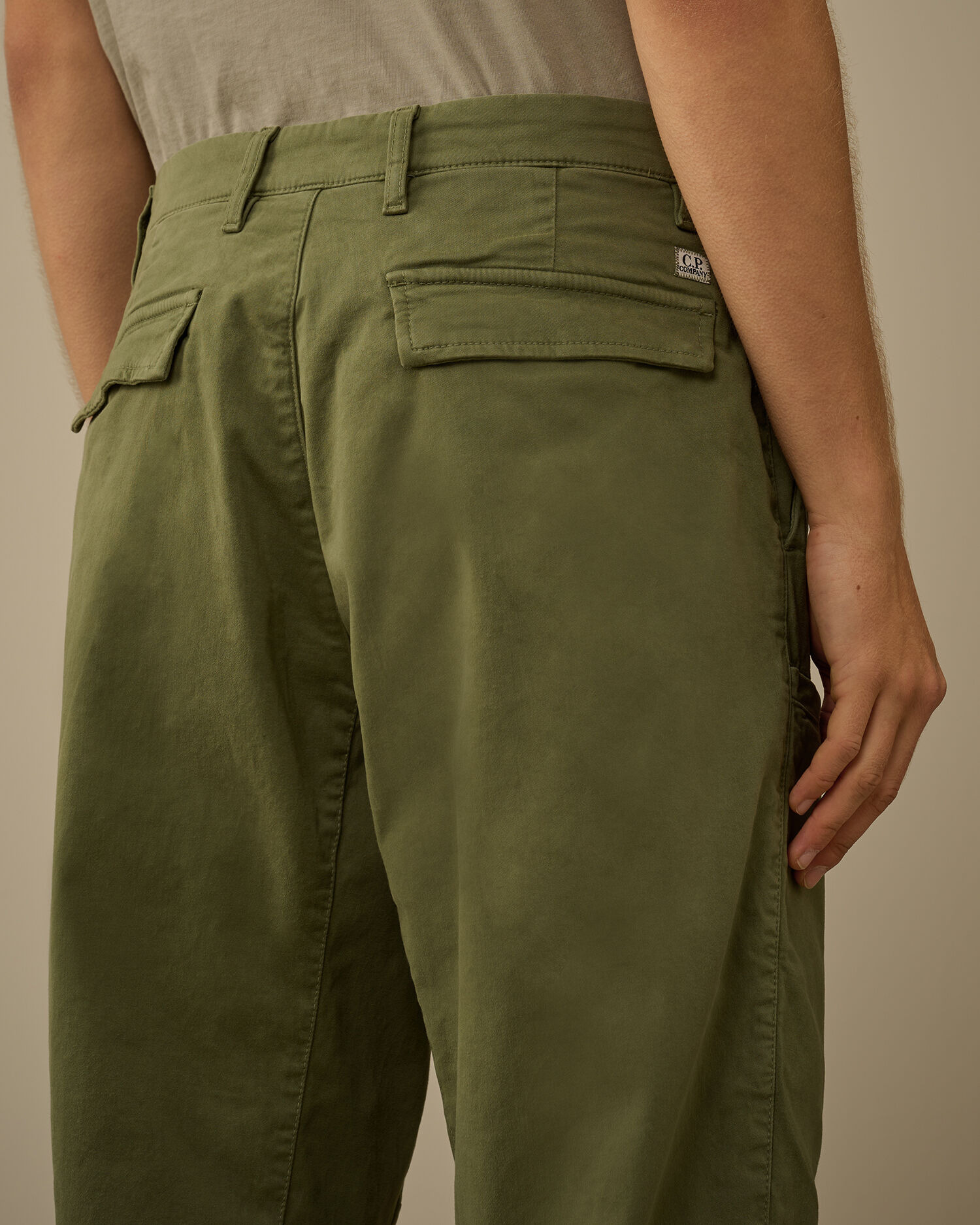 Stretch Sateen Loose Cargo Pants - 6