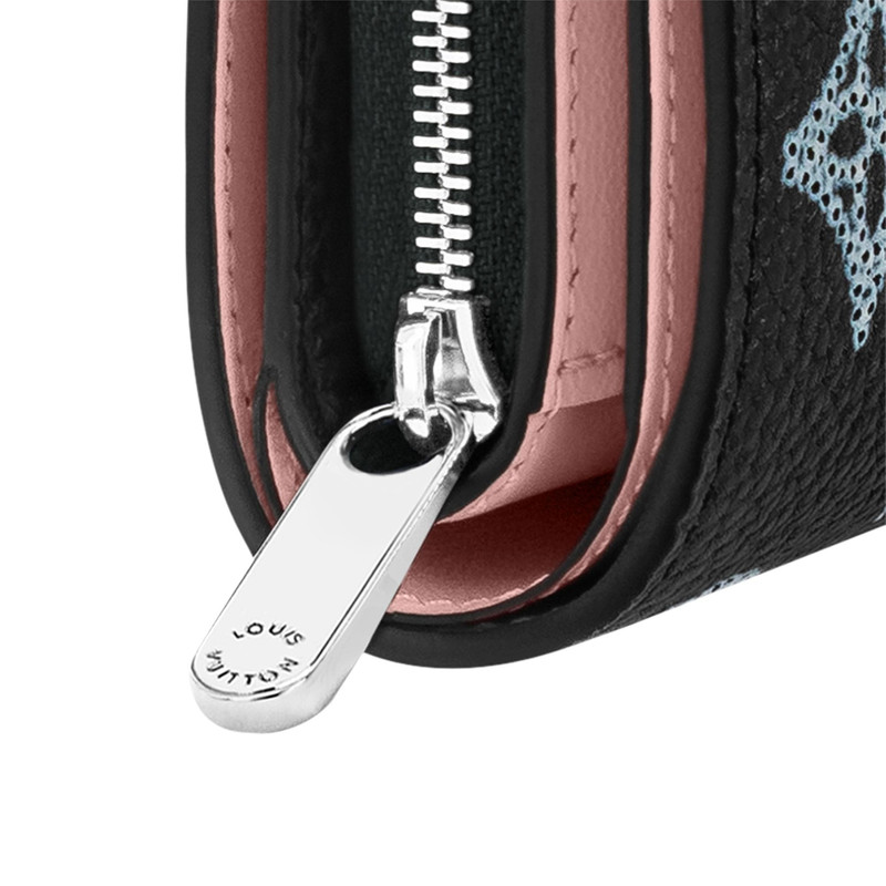 Louis Vuitton Cléa Wallet outlook