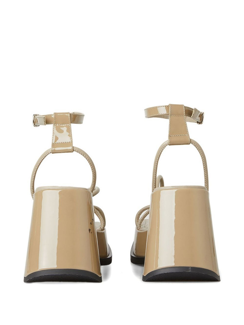 leather sandals 3