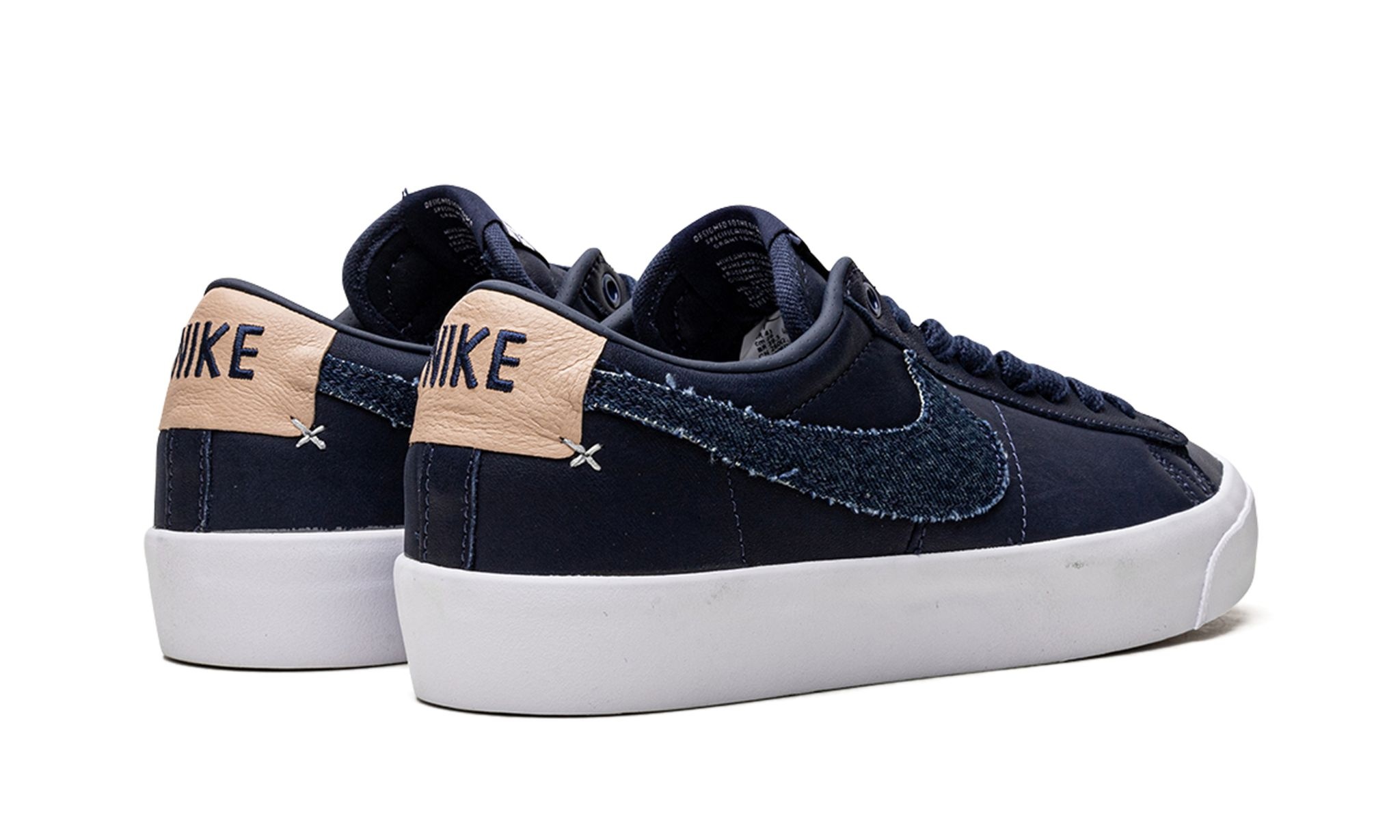 SB Zoom Blazer Low Pro GT "Denim Swoosh" - 3